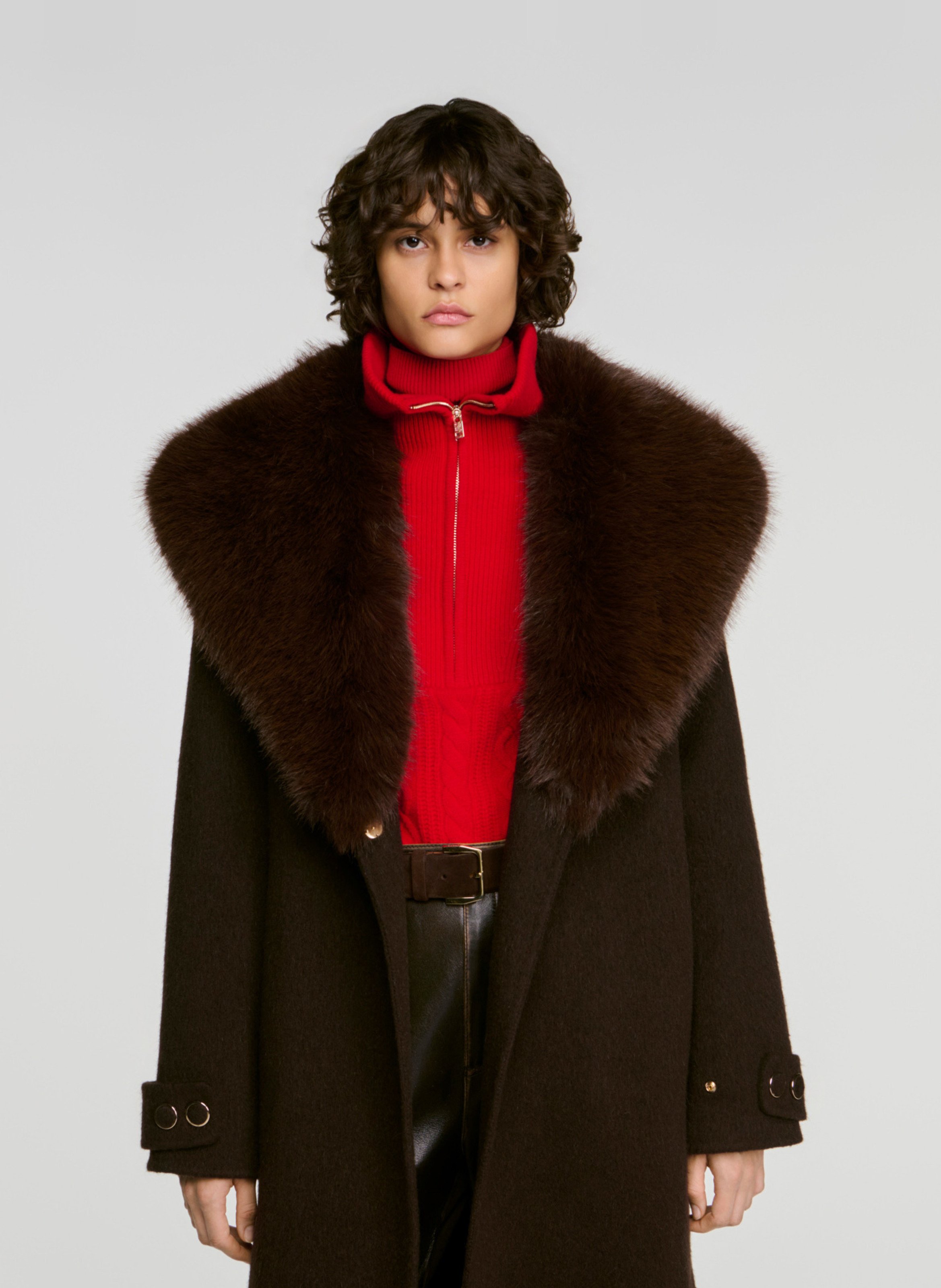 Manteau ample ceinturé à col effet fourrue SANDRO Marron