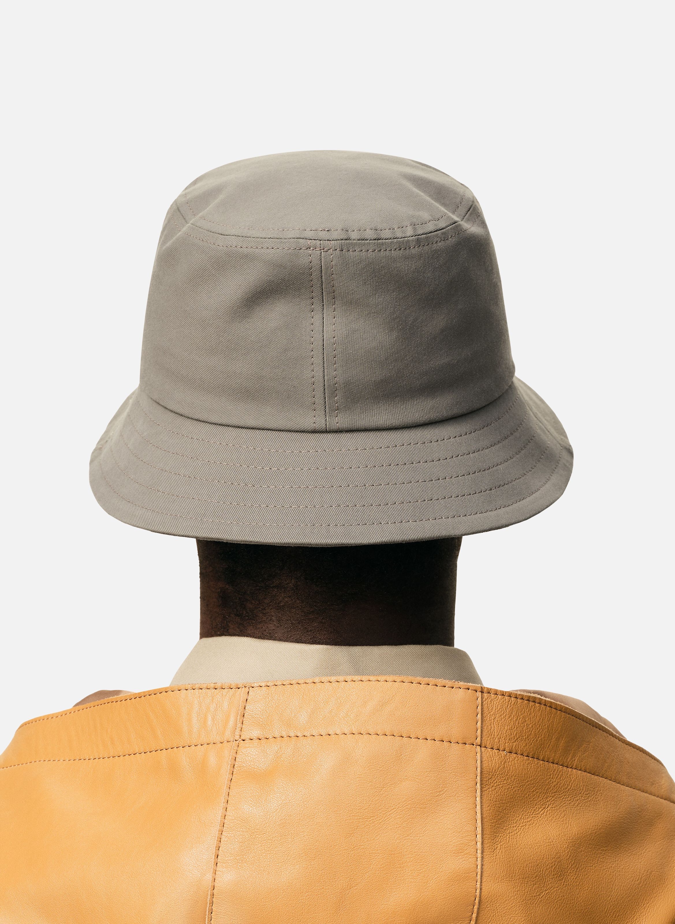 Bob ami de coeur noir unisexe en coton AMI PARIS Gris