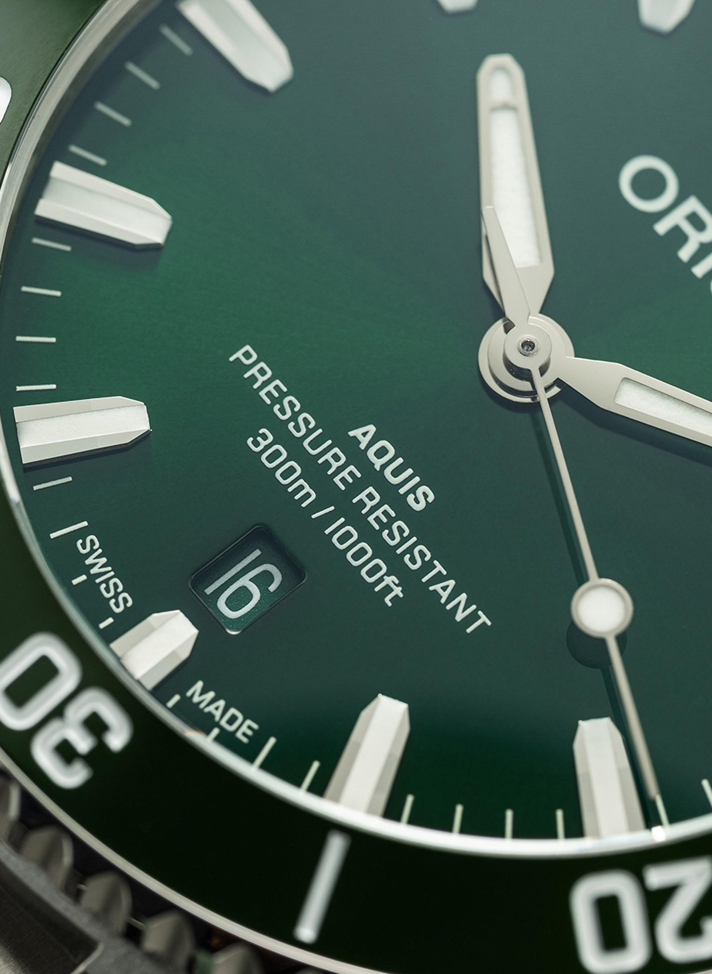 Montre automatique Oris Aquis Date en caoutchouc ORIS Vert