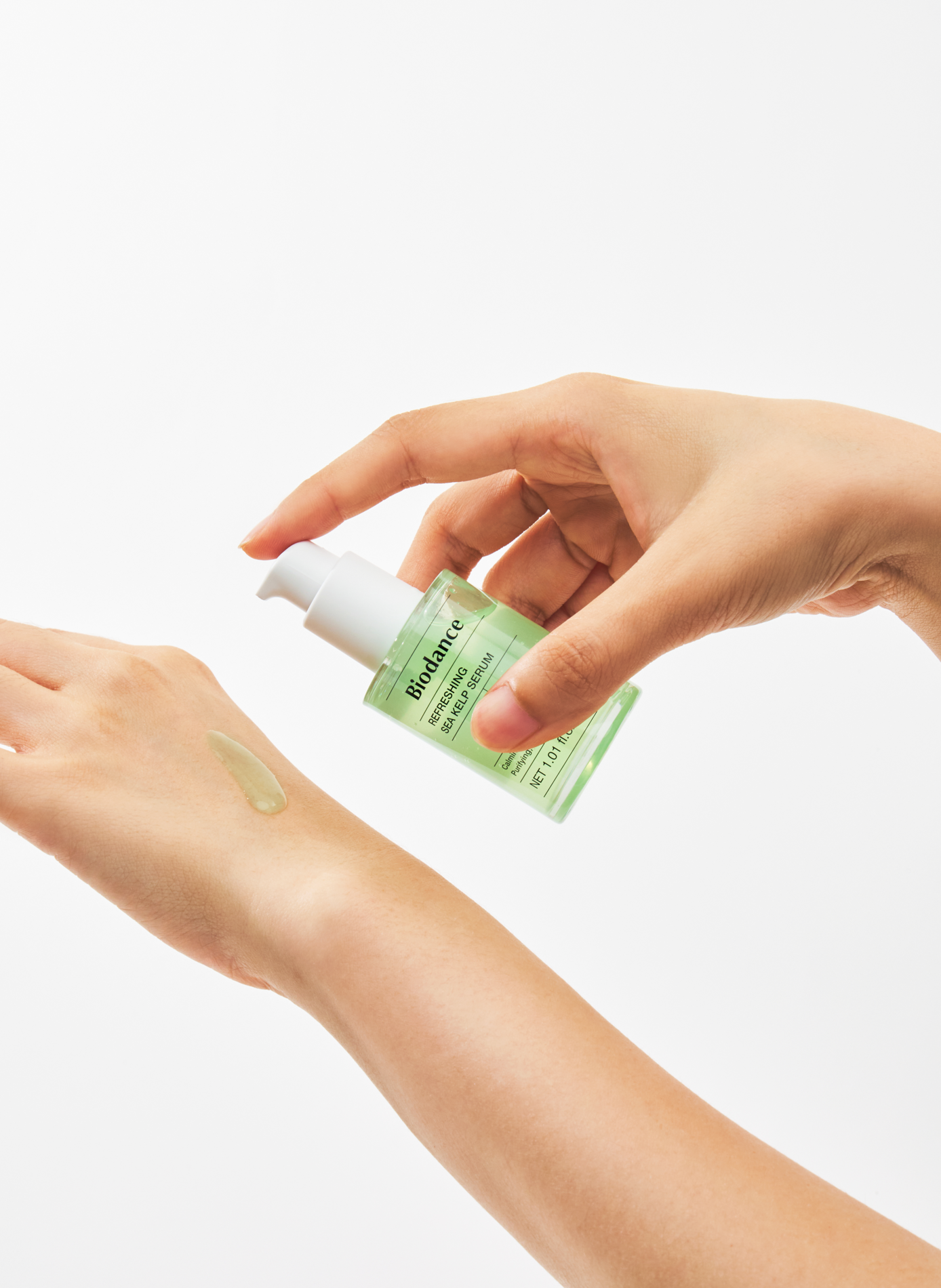 Refreshing serum with marine algae BIODANCE No color
