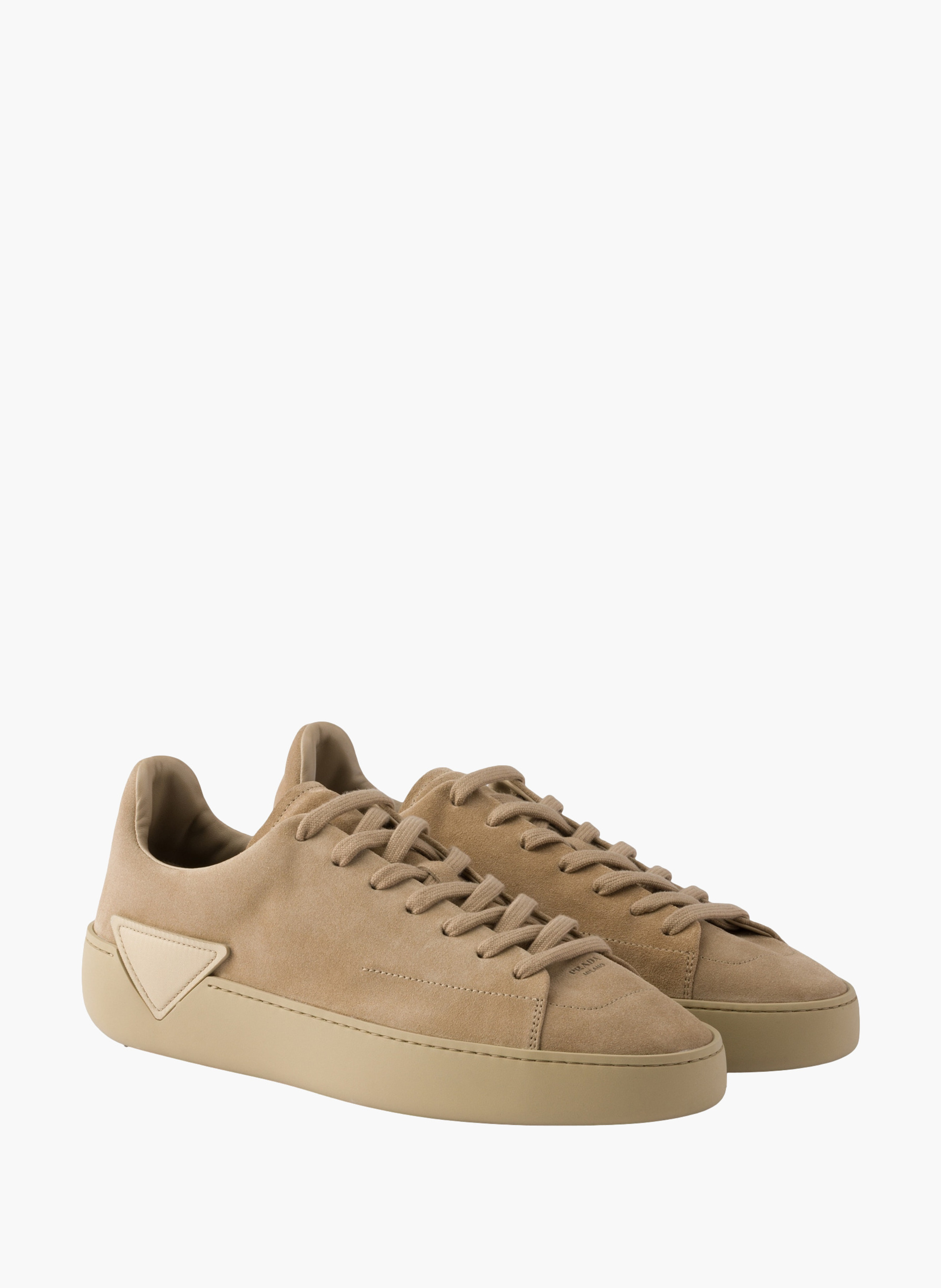 Baskets en cuir velours prada court PRADA Beige
