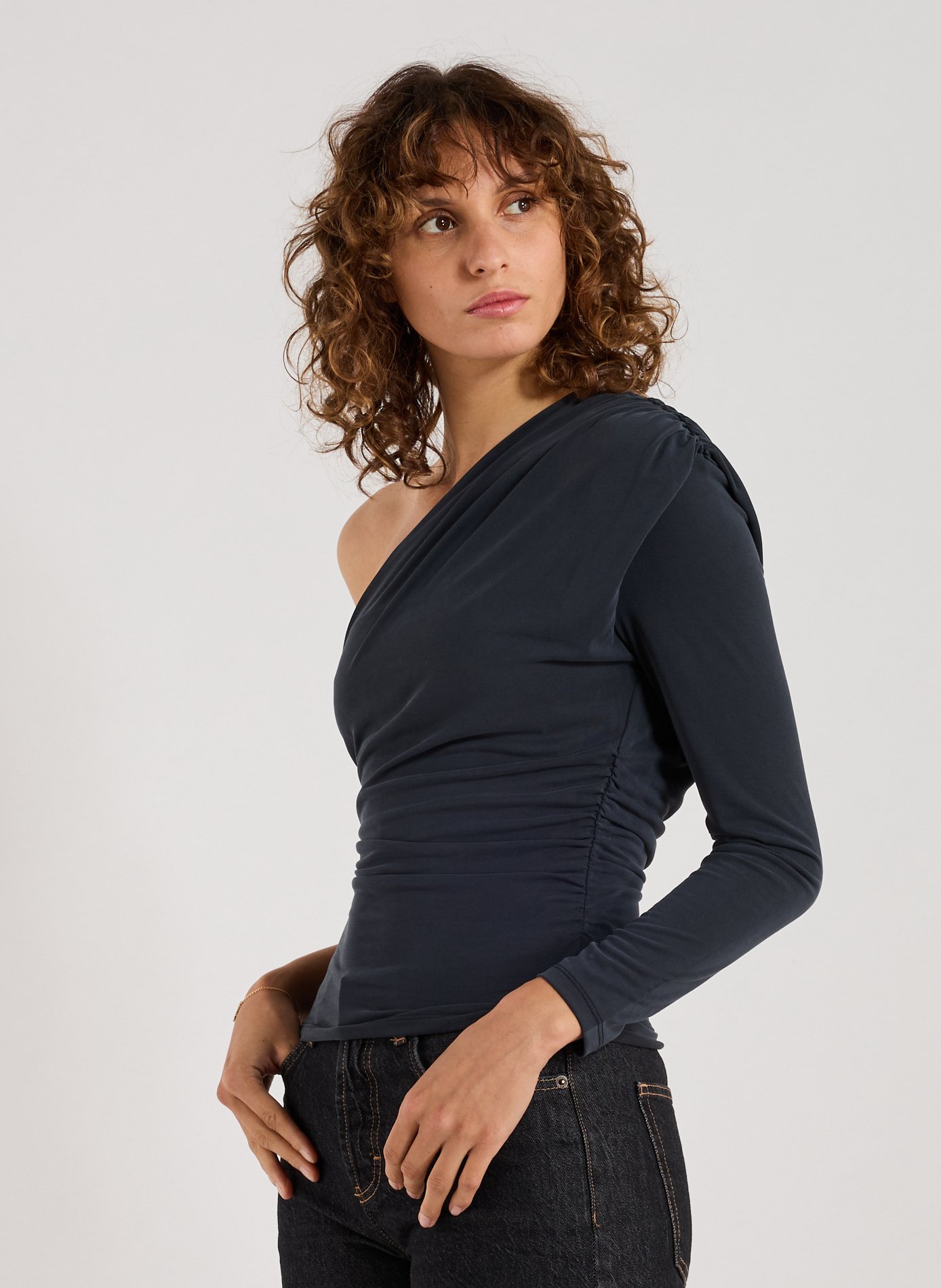 TOPSHOP Top slim asymétrique à fronce Brown