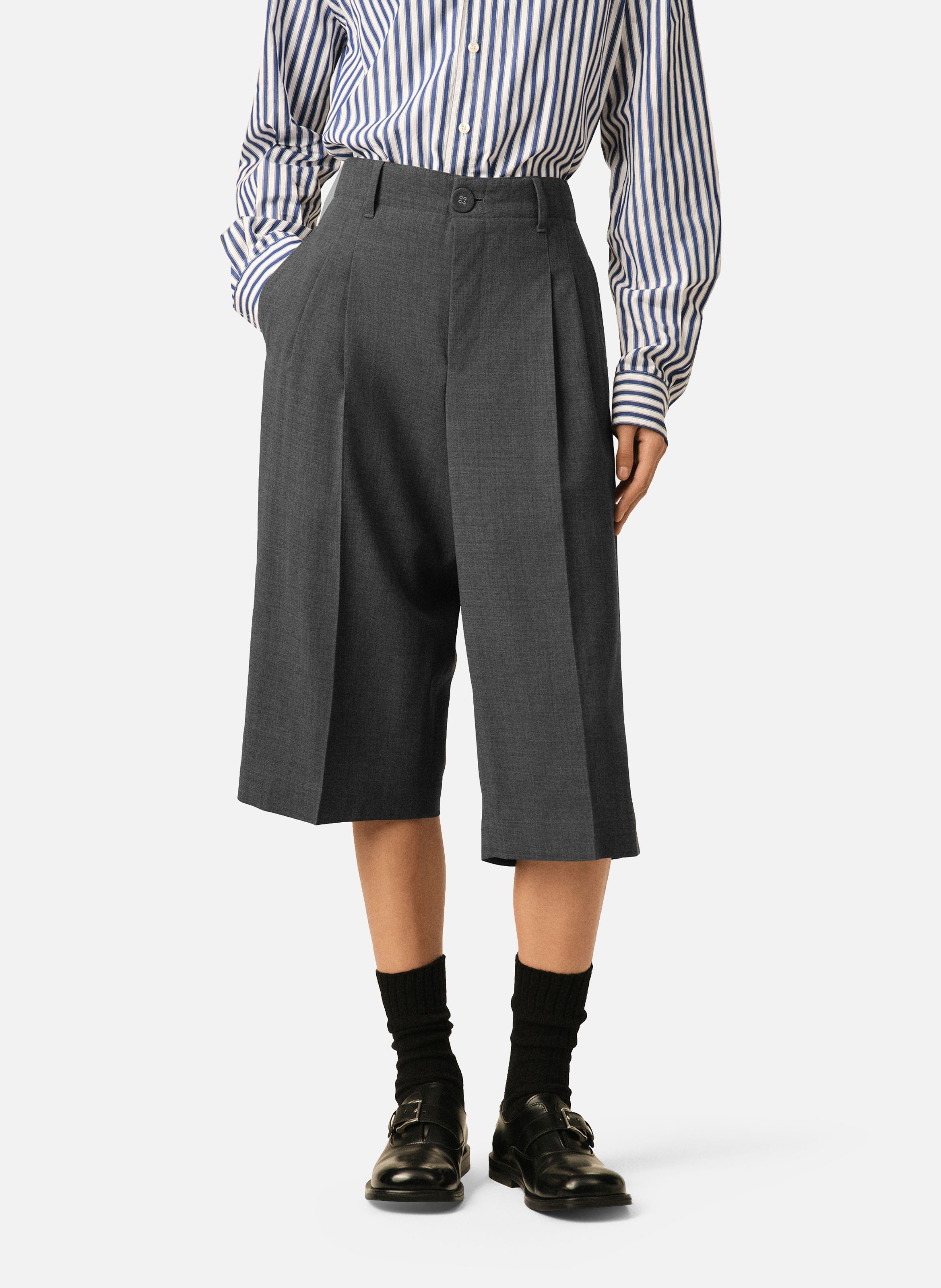 Bermuda carotte deux plis en laine AMI PARIS Gris