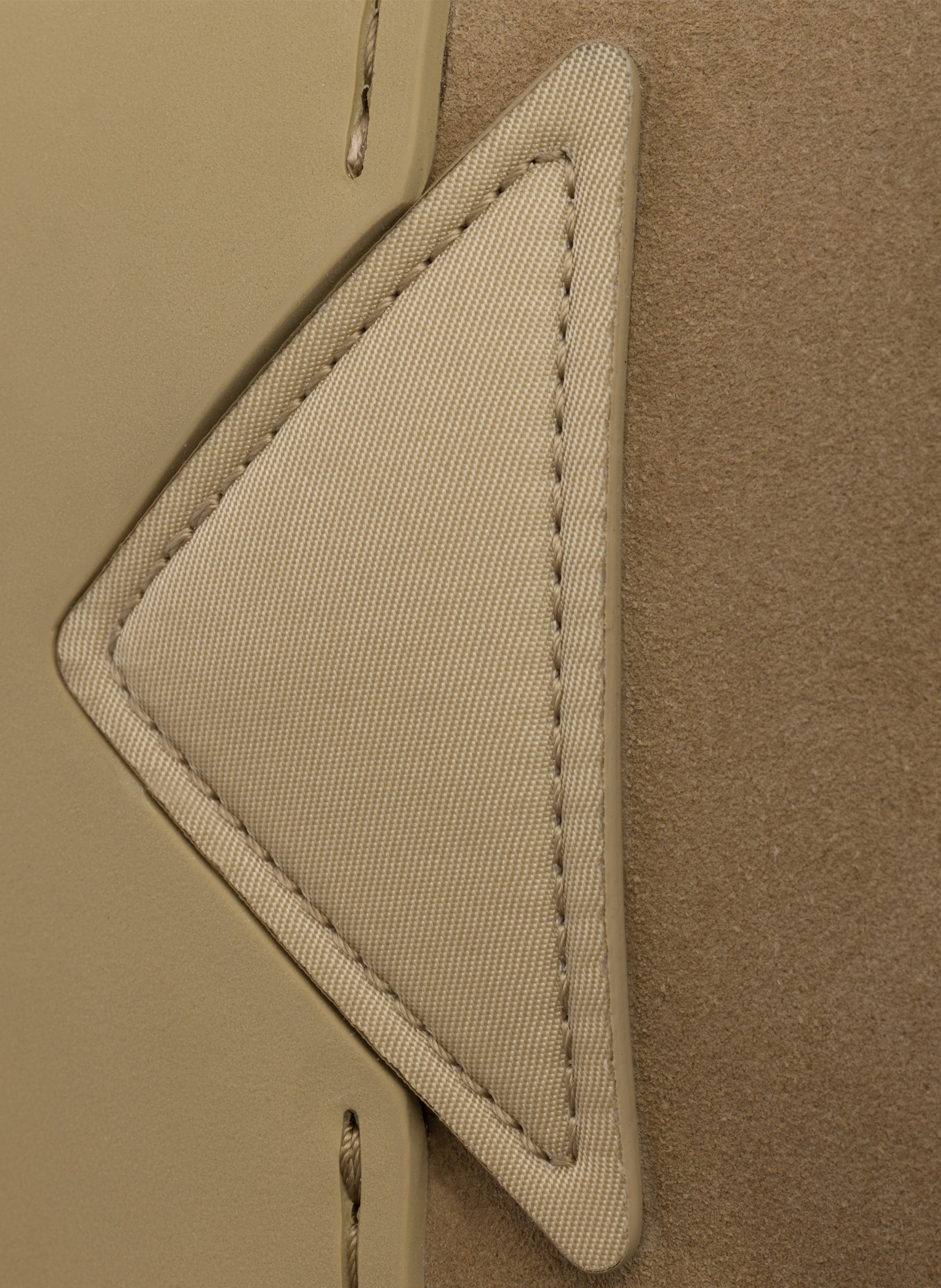Baskets en cuir velours prada court PRADA Beige