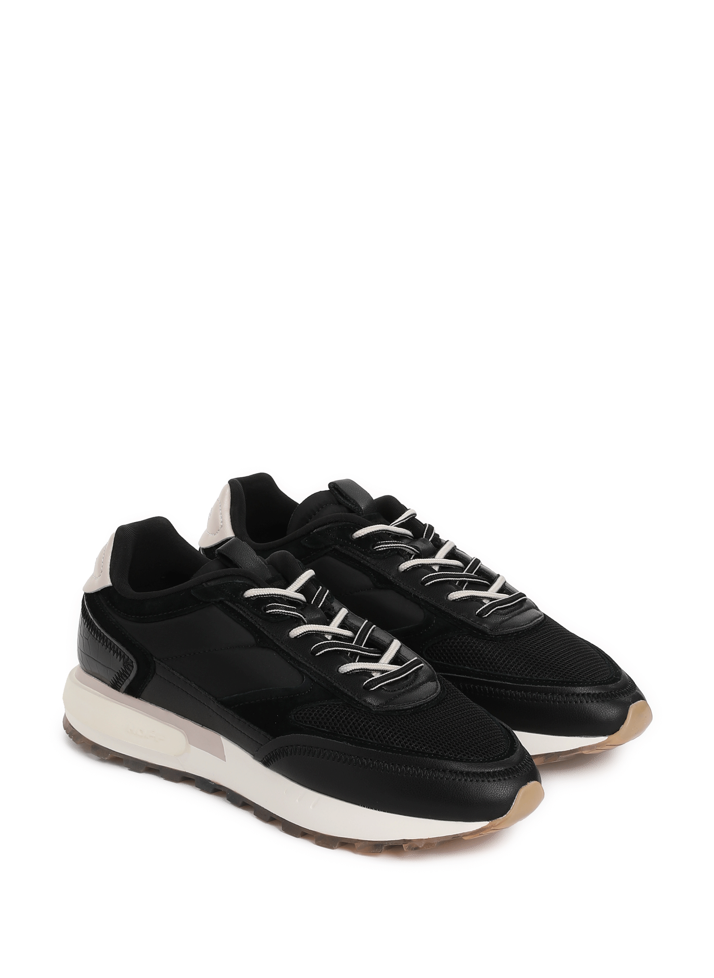 Baskets en cuir et nylon