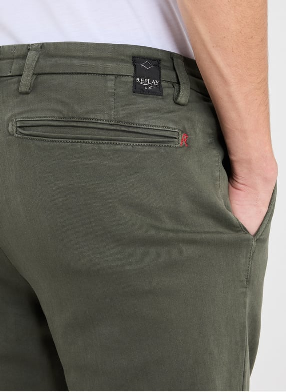 Jeans slim uni en coton mélangé  | Kaki by REPLAY Jeans slim uni en coton mélangé  Kaki