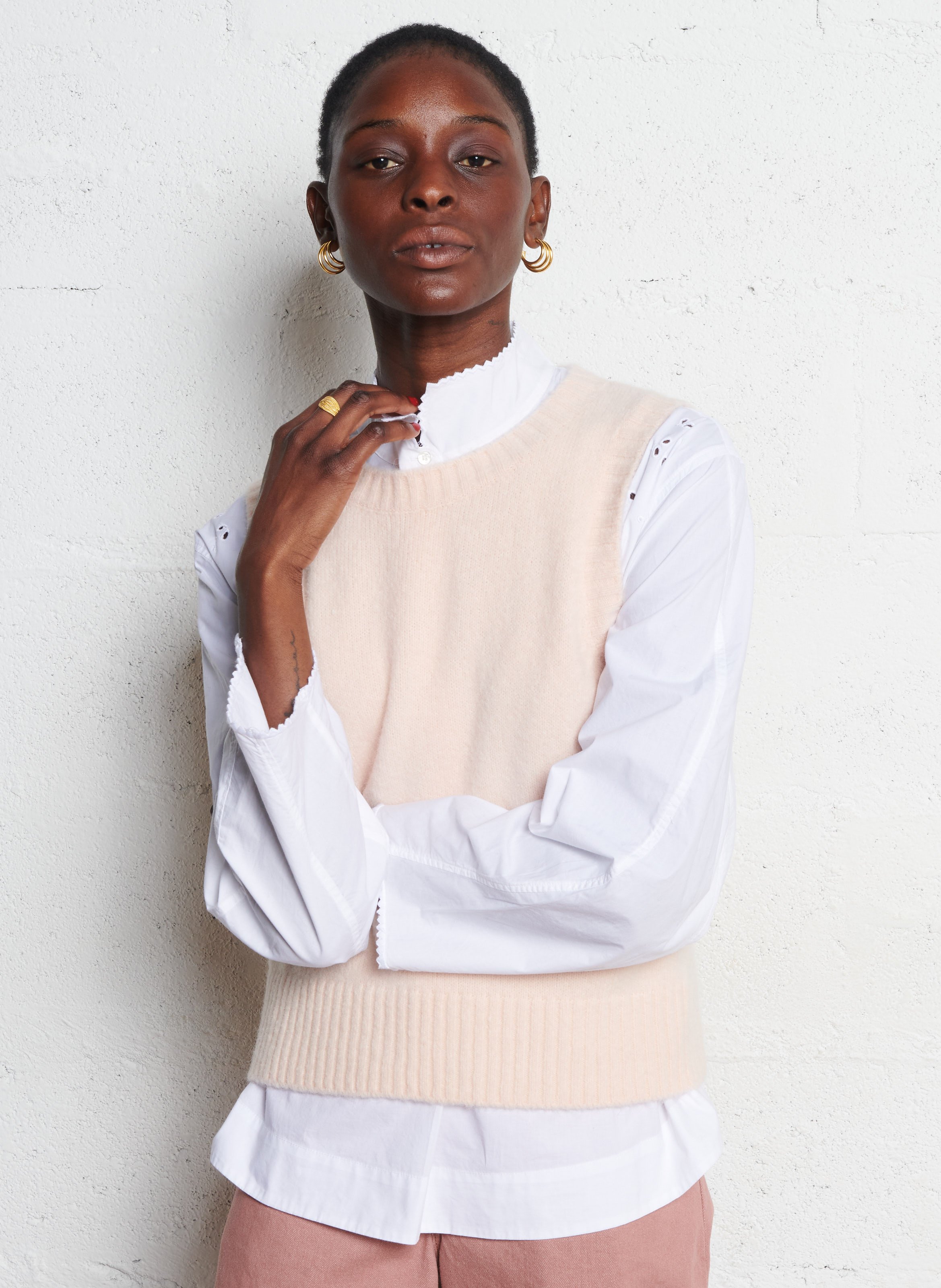 Pull droit sans manche col rond namaste SOEUR Rose