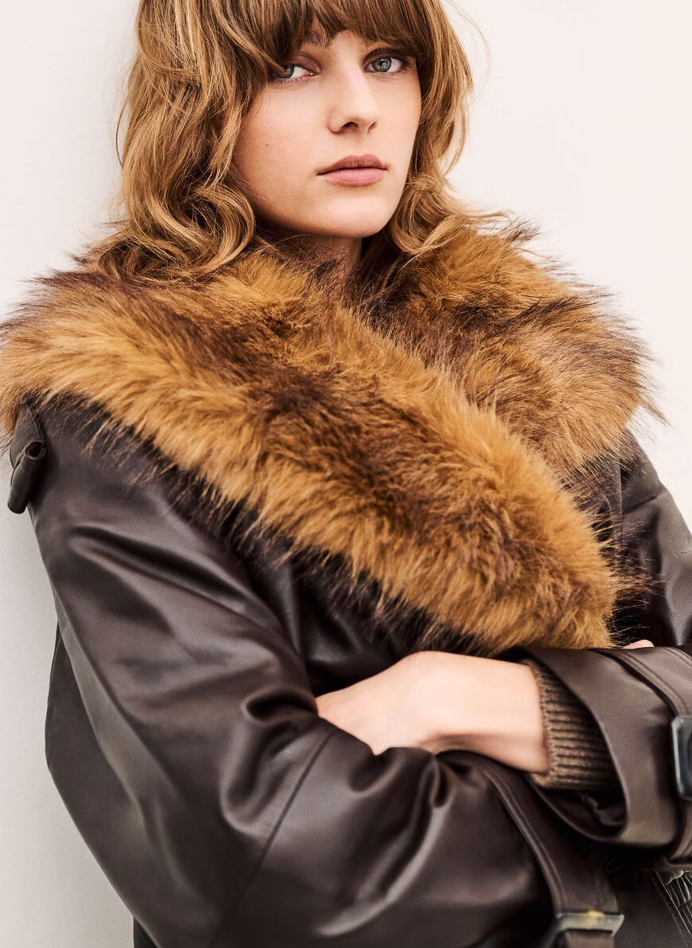 Manteau ample en cuir à col effet fourrure naho BA&SH Marron