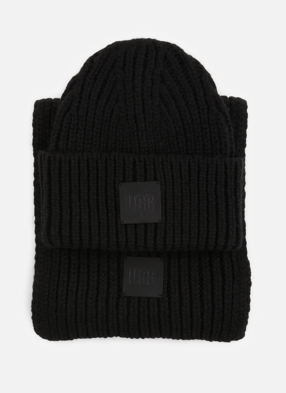 Ugg beanie and discount scarf