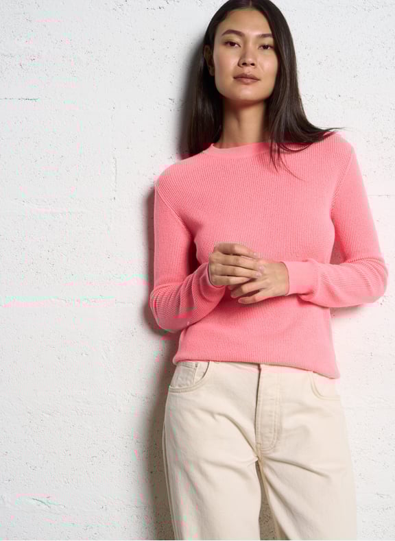 Pull droit col rond en cachemire aisha Rose by KUJTEN KUJTEN Pull droit col rond en cachemire aisha Rose