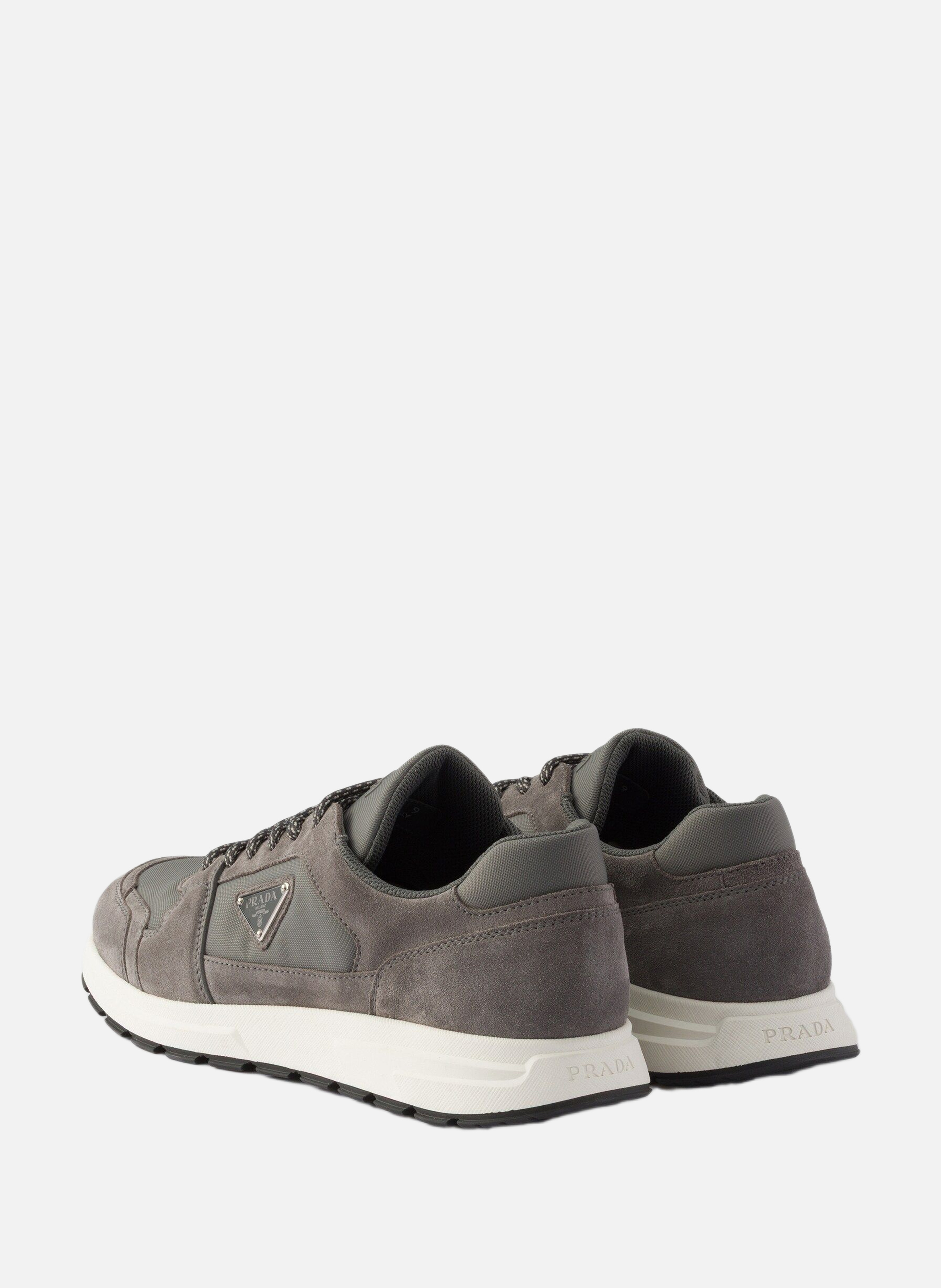 Sneakers prax en daim et re-nylon PRADA Gris