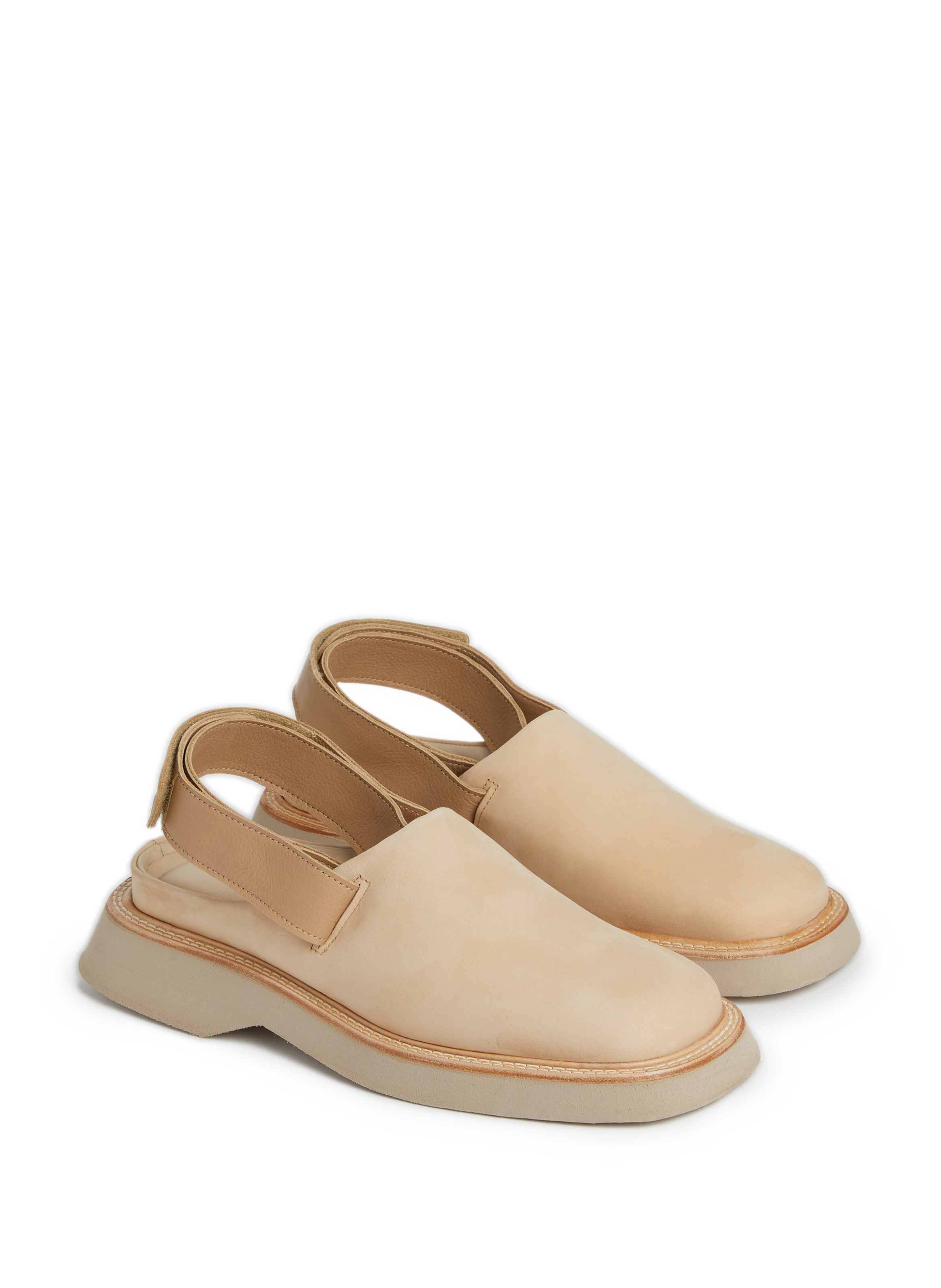 Les mules Carré en suède