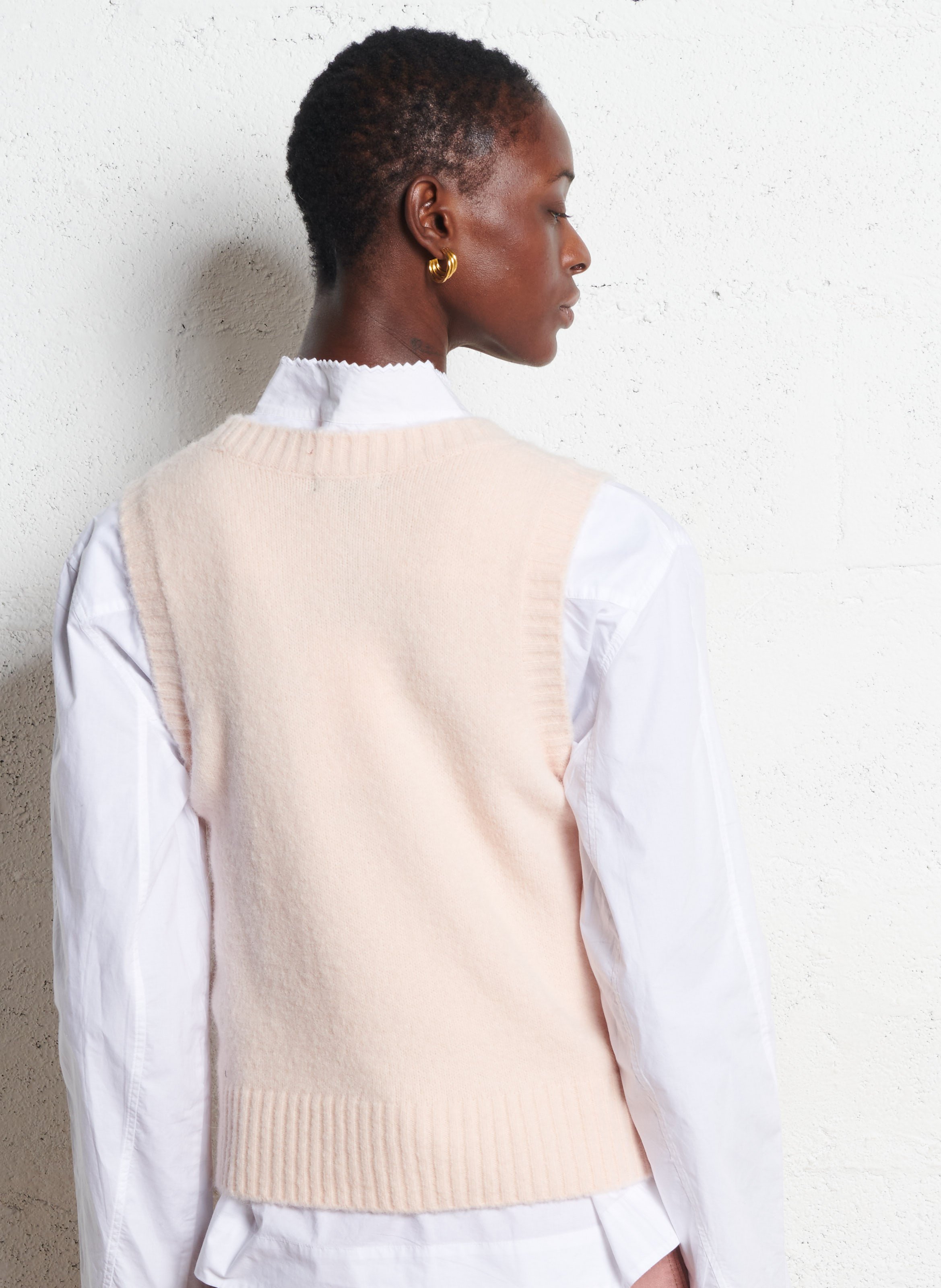 Pull droit sans manche col rond namaste SOEUR Rose