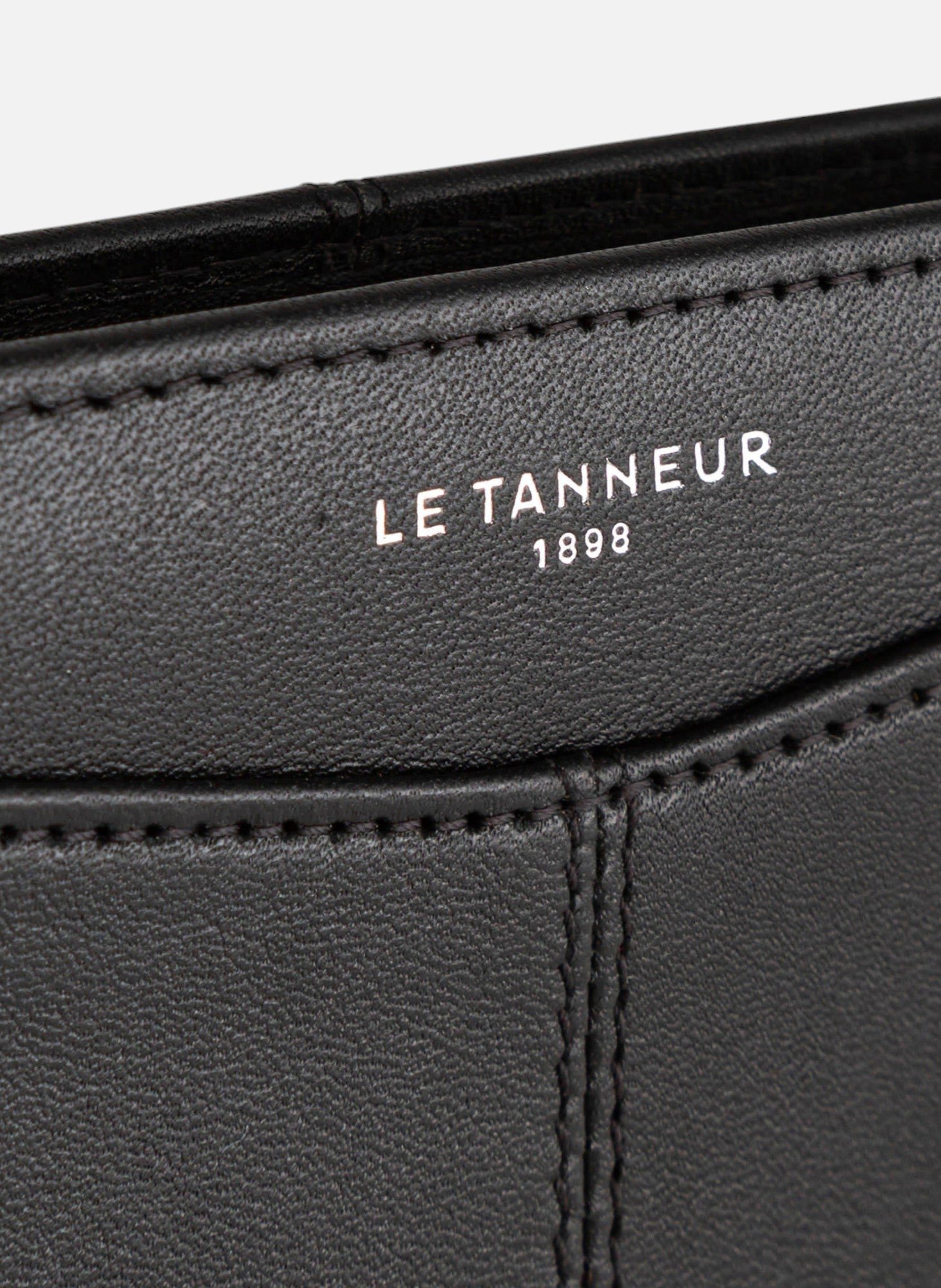 Porte passeport charlotte en cuir lisse LE TANNEUR Noir
