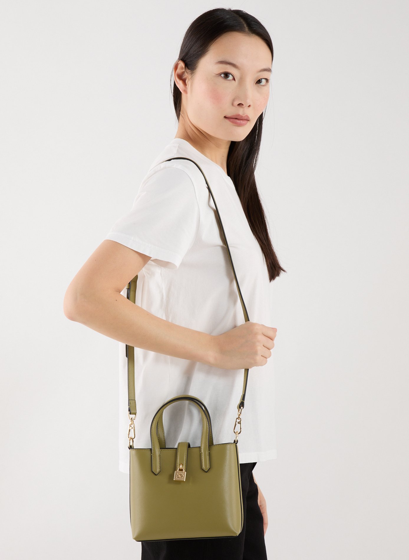 Handbag K/Autograph in leather KARL LAGERFELD Brown