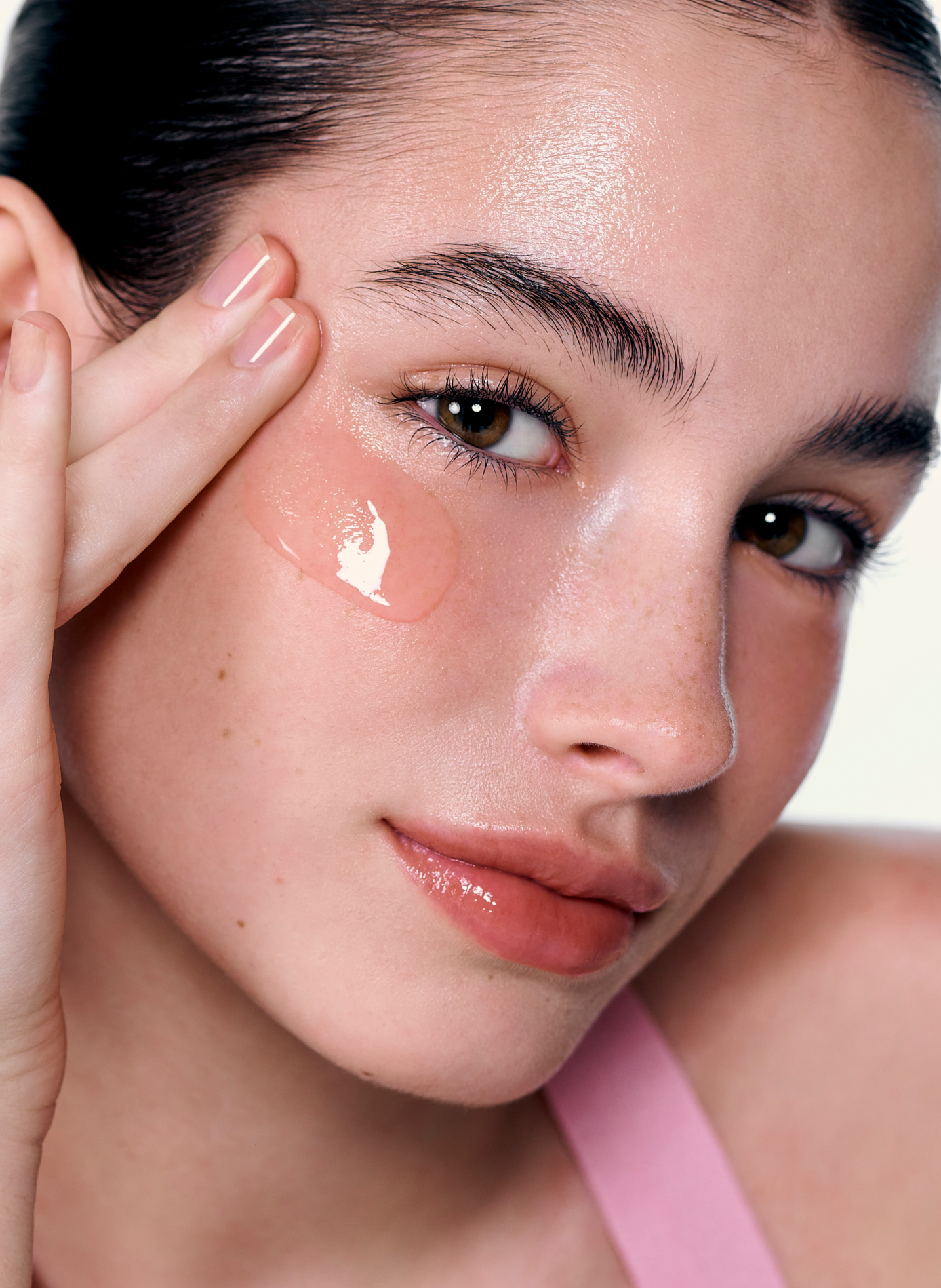 Pore-Perfecting Serum with peptides and collagen BIODANCE No color
