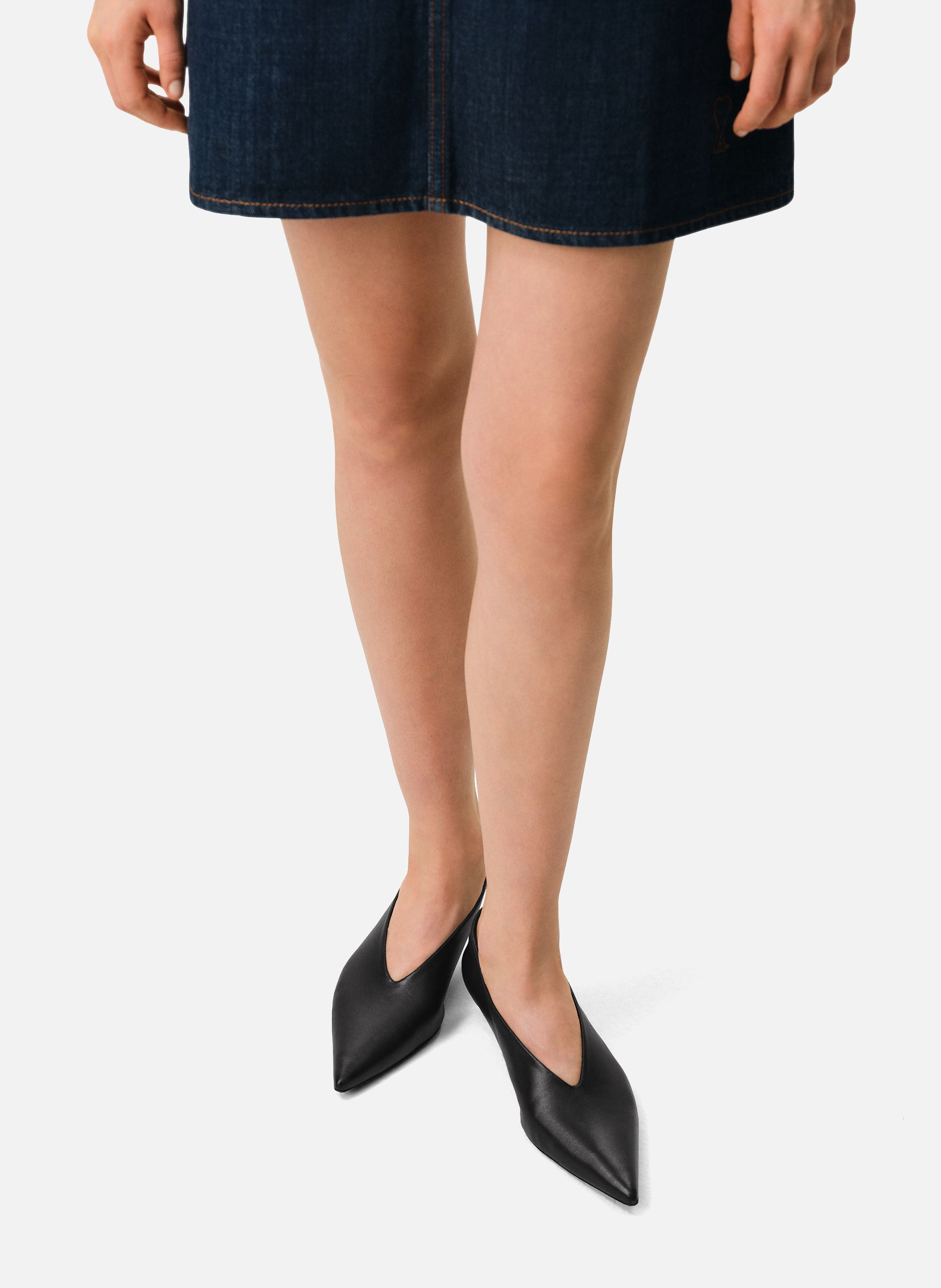 Escarpins compensés à bout pointu en cuir d'agneau AMI PARIS Noir