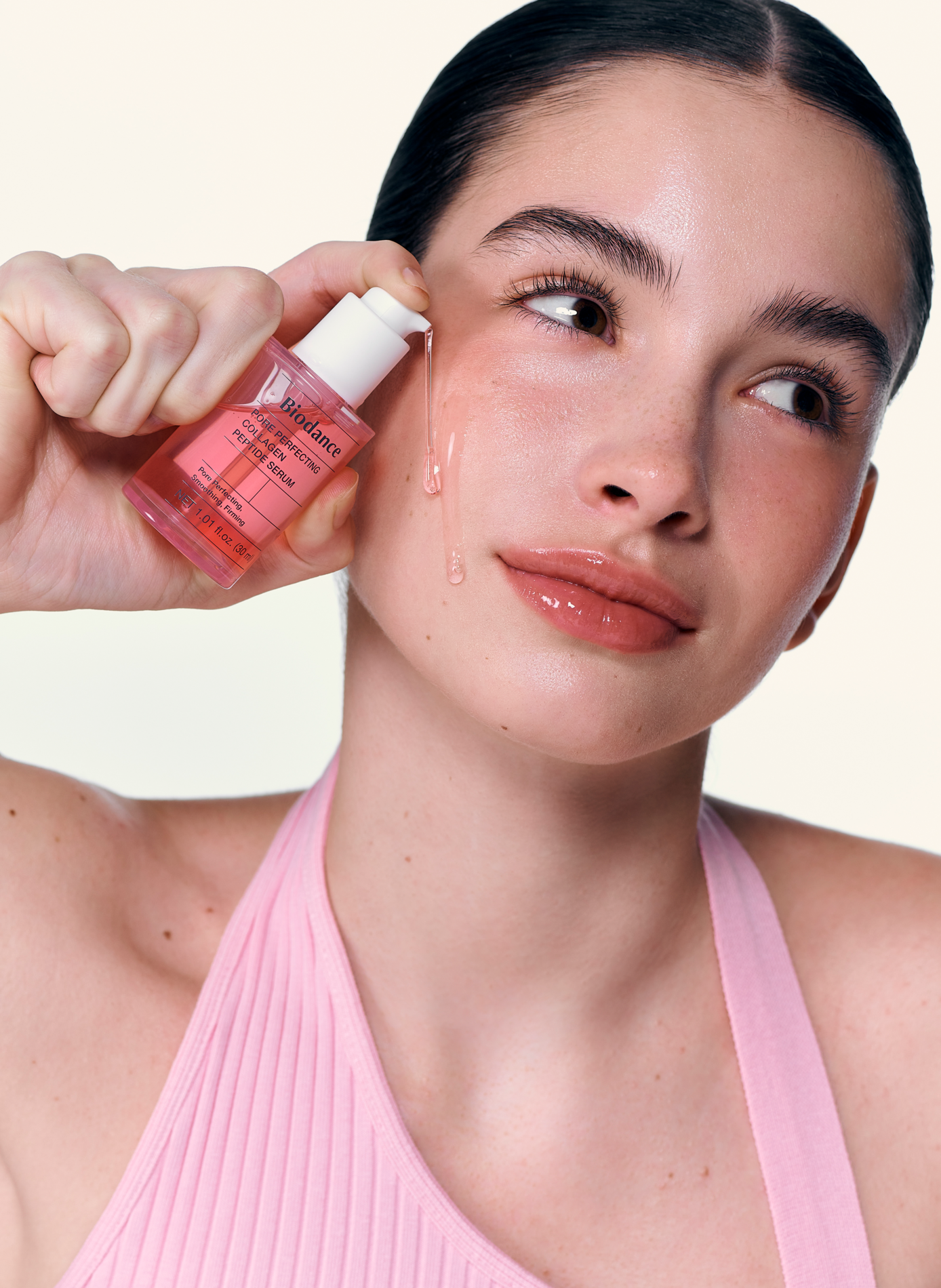 Pore-Perfecting Serum with peptides and collagen BIODANCE No color