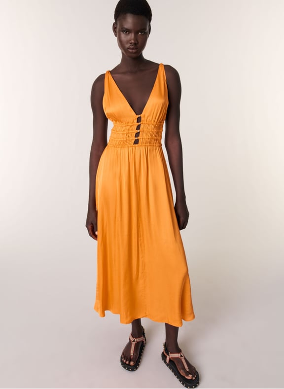 Robe midi col v Orange by MAJE MAJE Robe midi col v Orange
