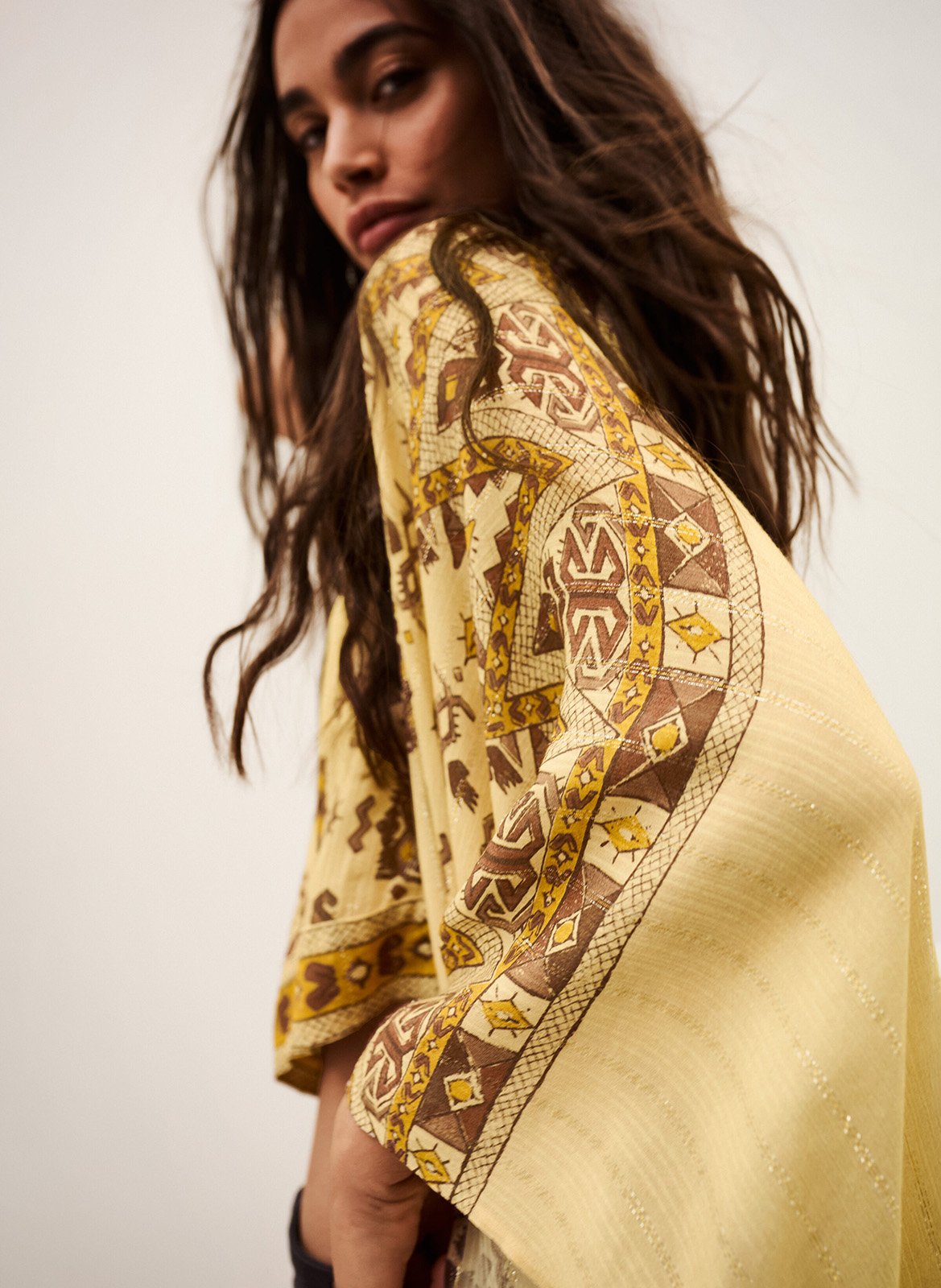 Gedrukte poncho met V-hals Zelma BA&SH Geel