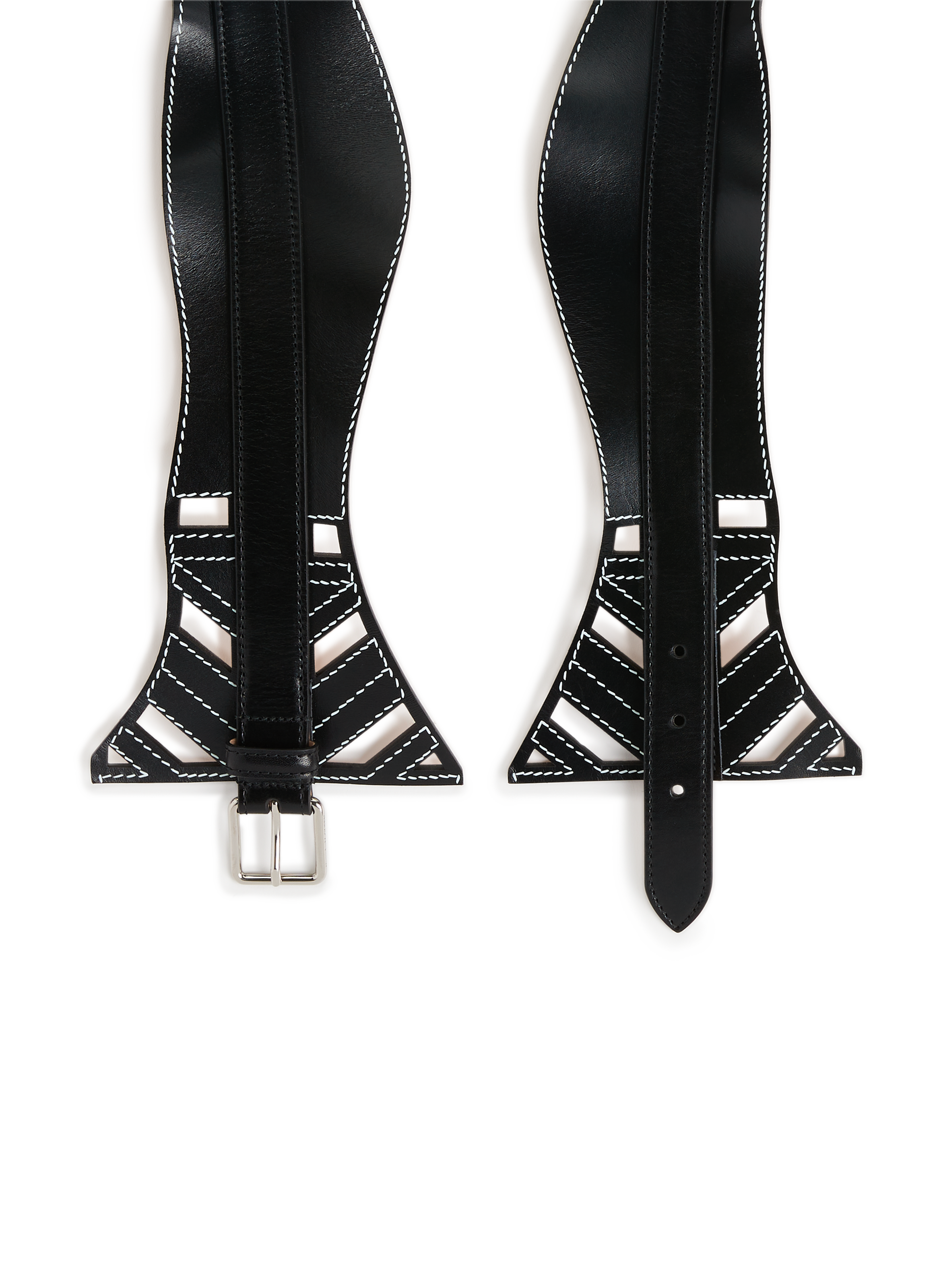 Ceinture avec découpes en cuir