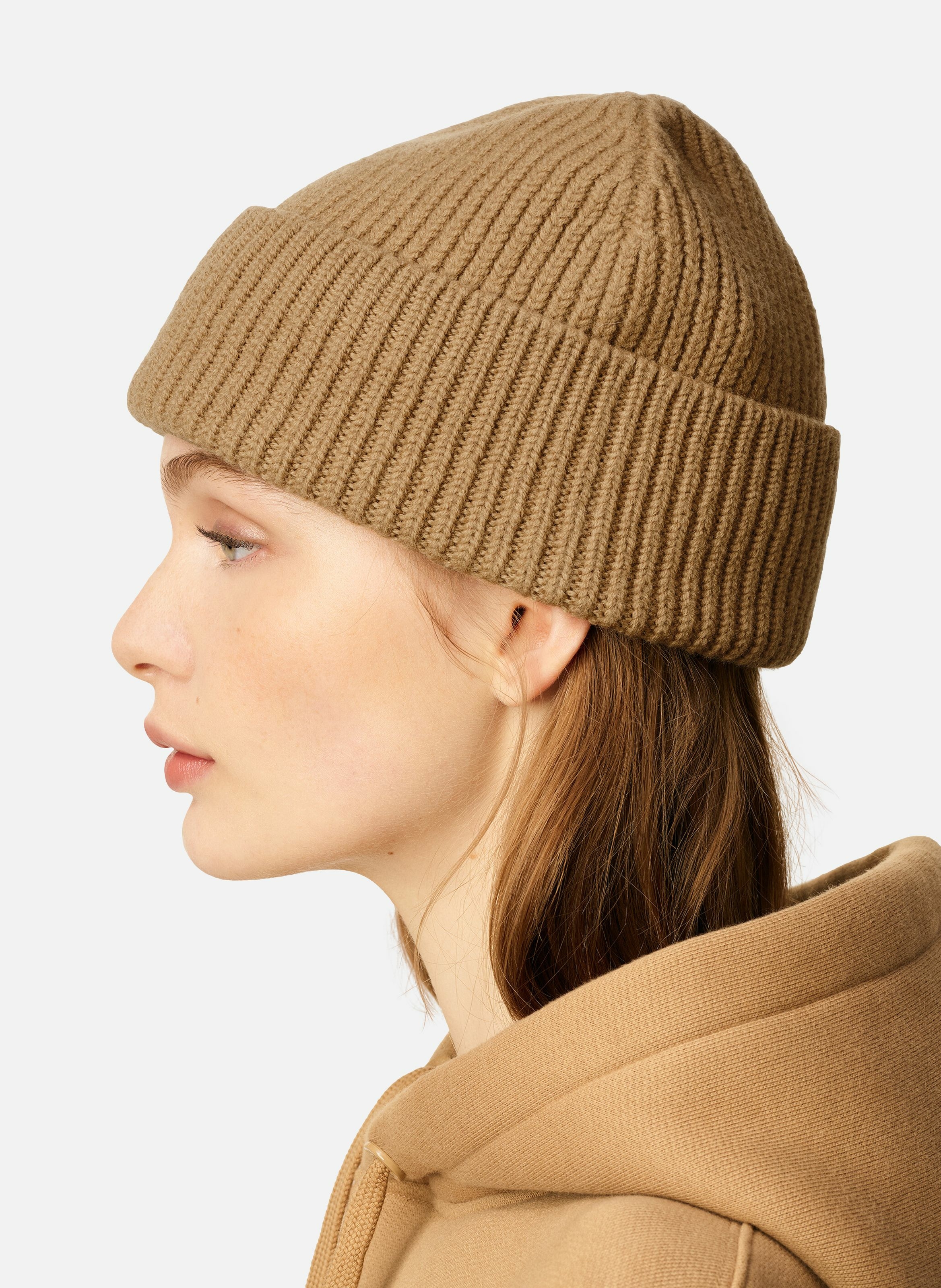 Bonnet ami de coeur en laine unisexe AMI PARIS Marron