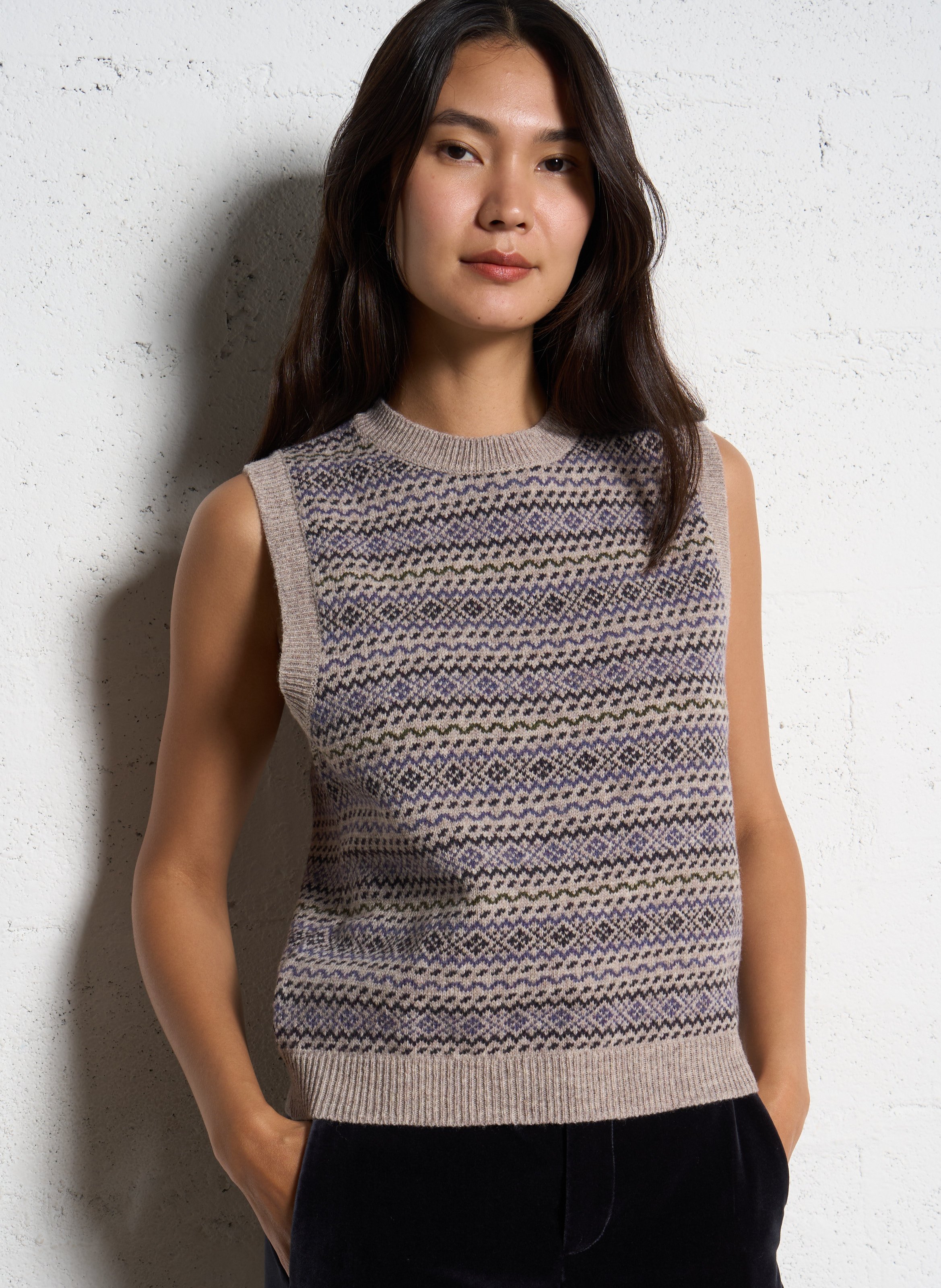 SOEUR Pull sans manches col rond jacquard en laine mérinos fiesta Multicolore