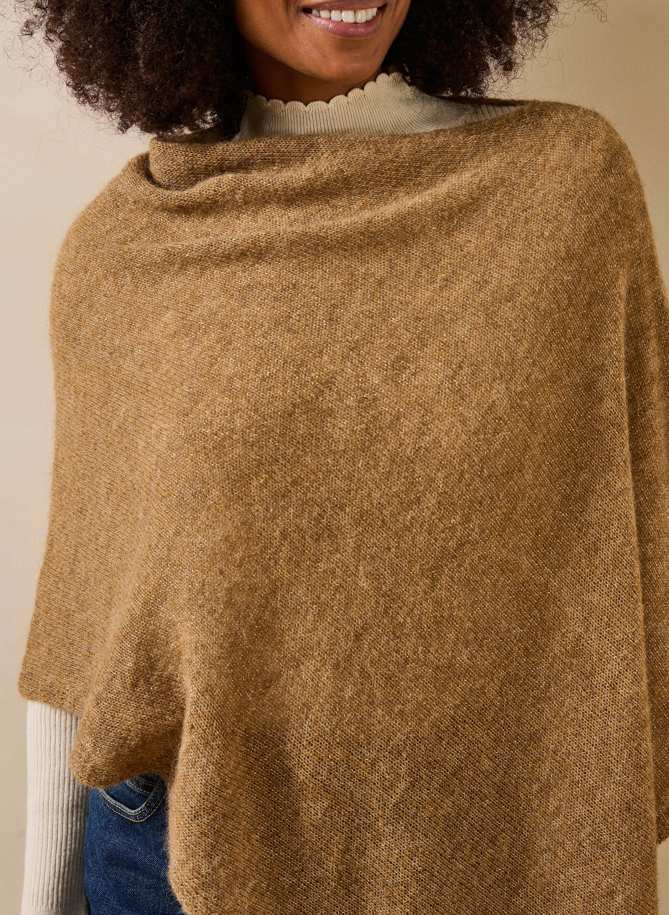 Poncho van wolmix LA FEE MARABOUTEE Beige