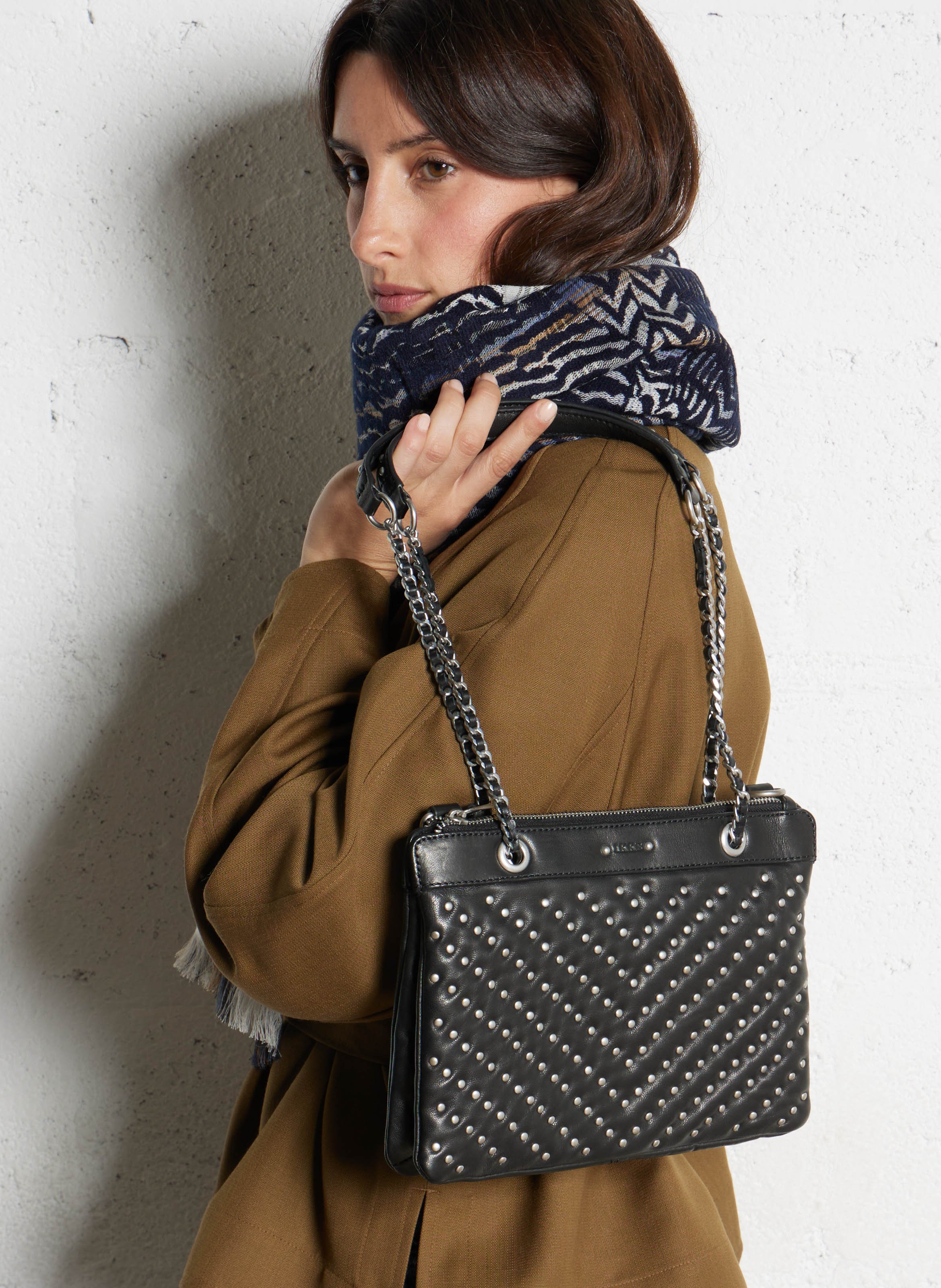 Sac pochette matelassé clouté en cuir 1440 reporter IKKS Noir