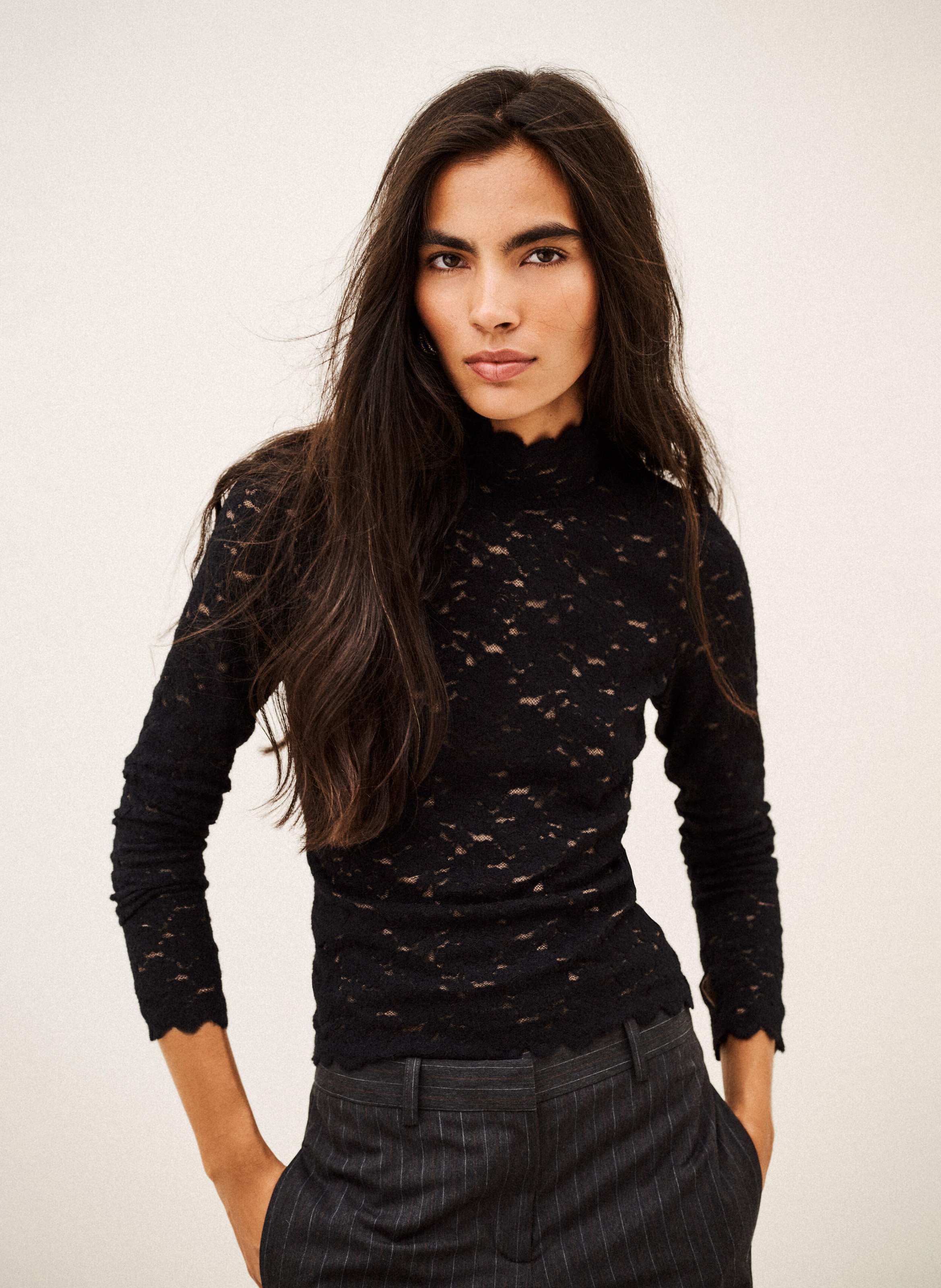 Top droit à dentelle lanea BA&SH Noir