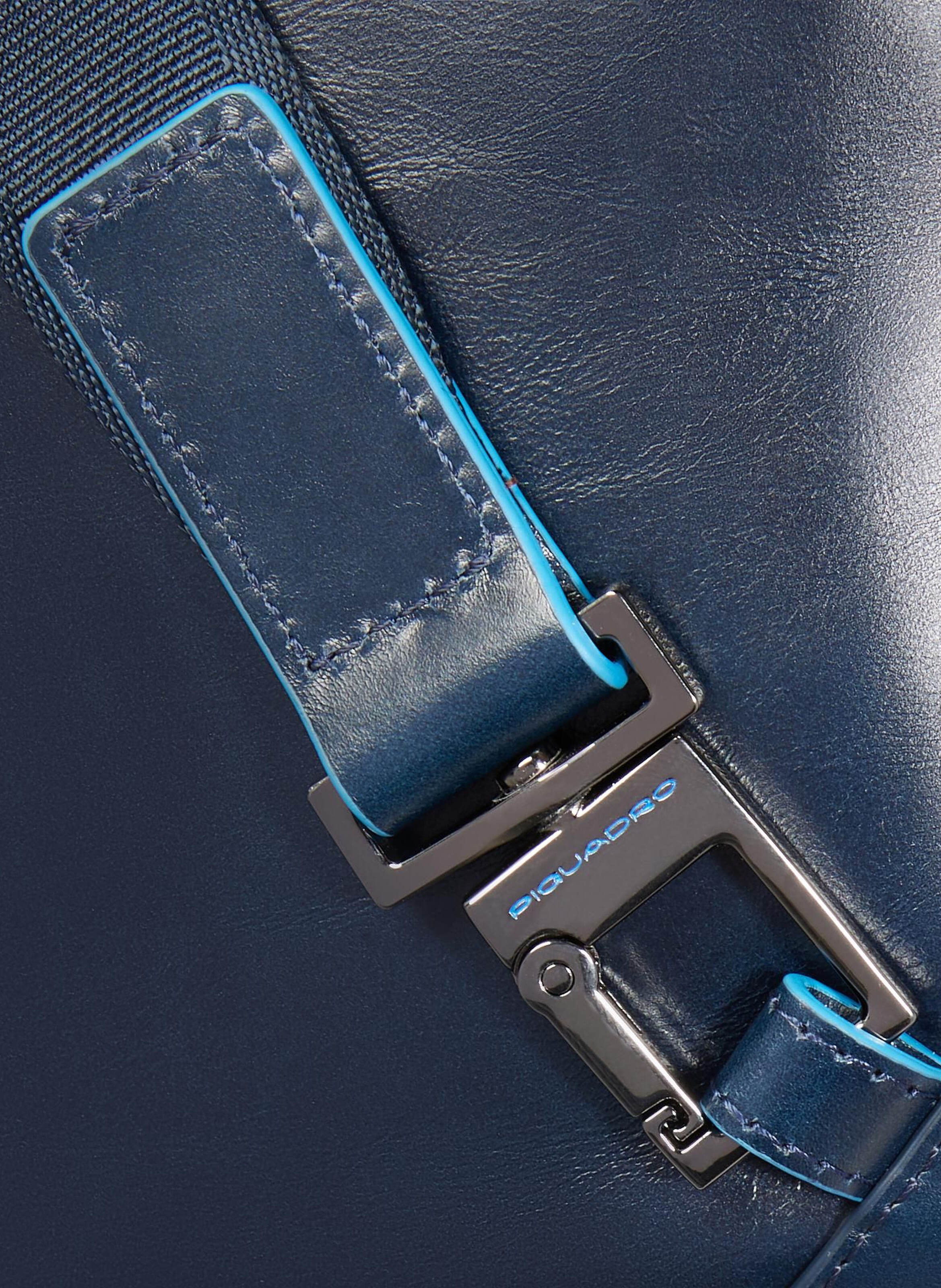 Men's crossbody bag for ipad® PIQUADRO Blue