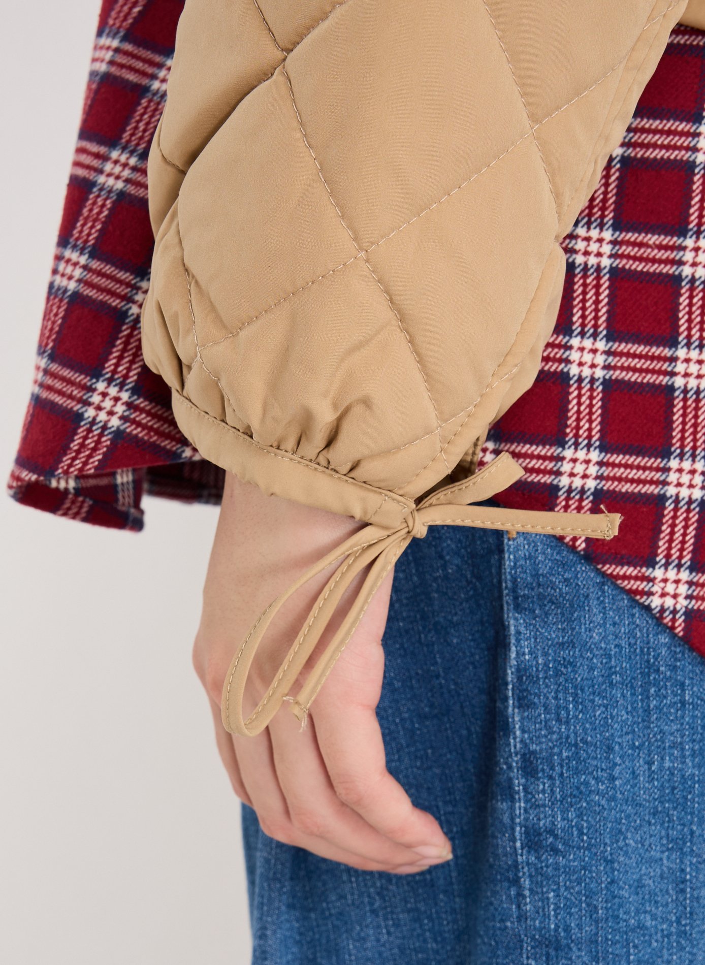 Veste matelassée col classique GUESS Beige