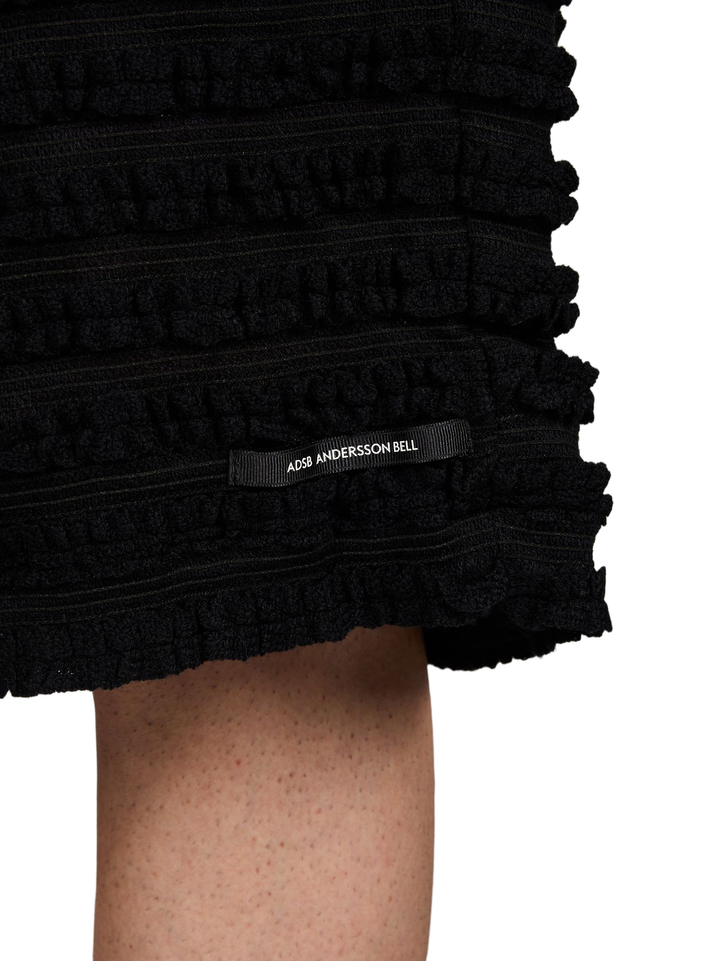 Maglia corta a rilievi ANDERSSON BELL Nero