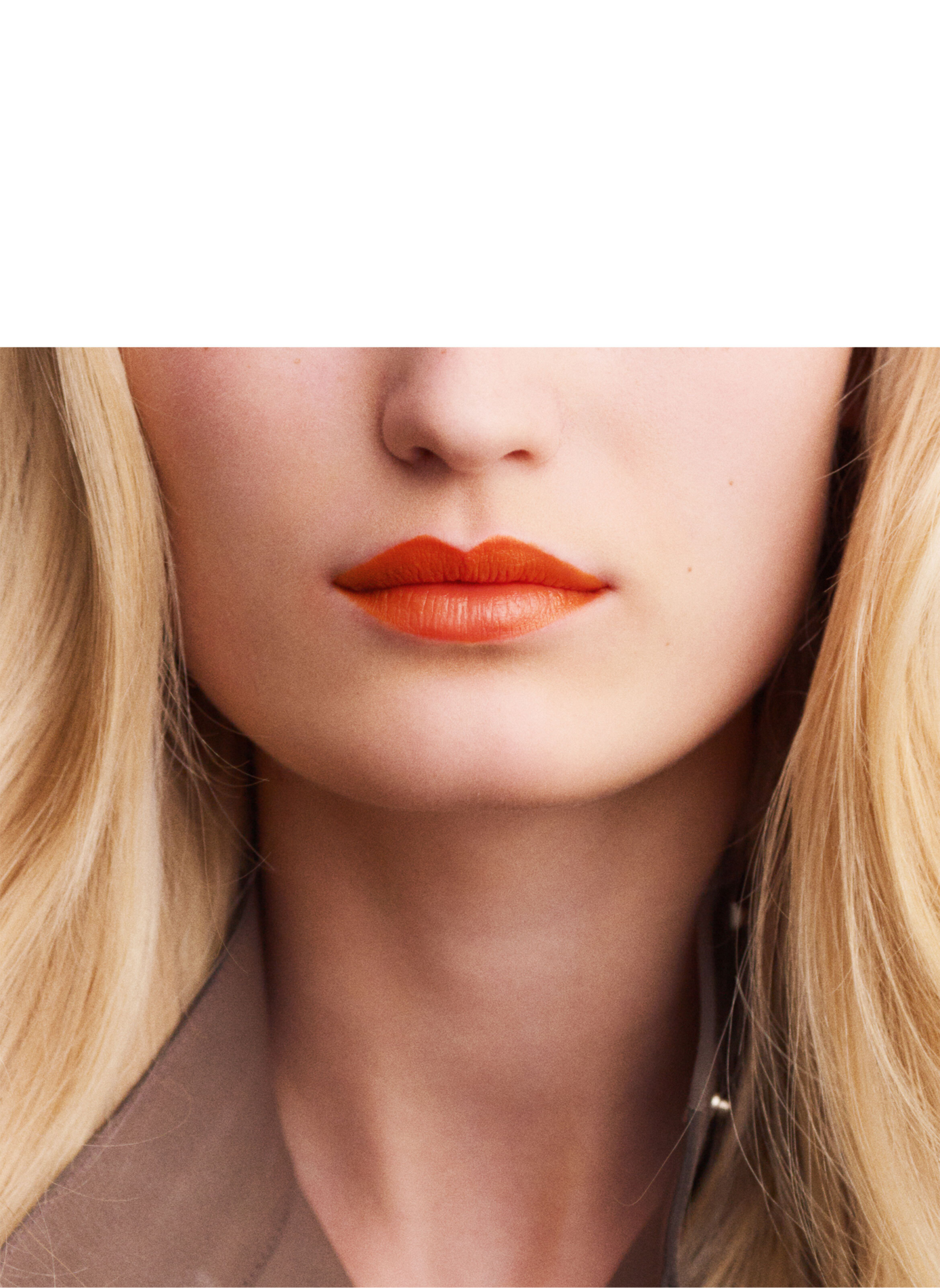 Rouge Hermès, Rouge à lèvres satiné HERMÈS 33 - orange boîte