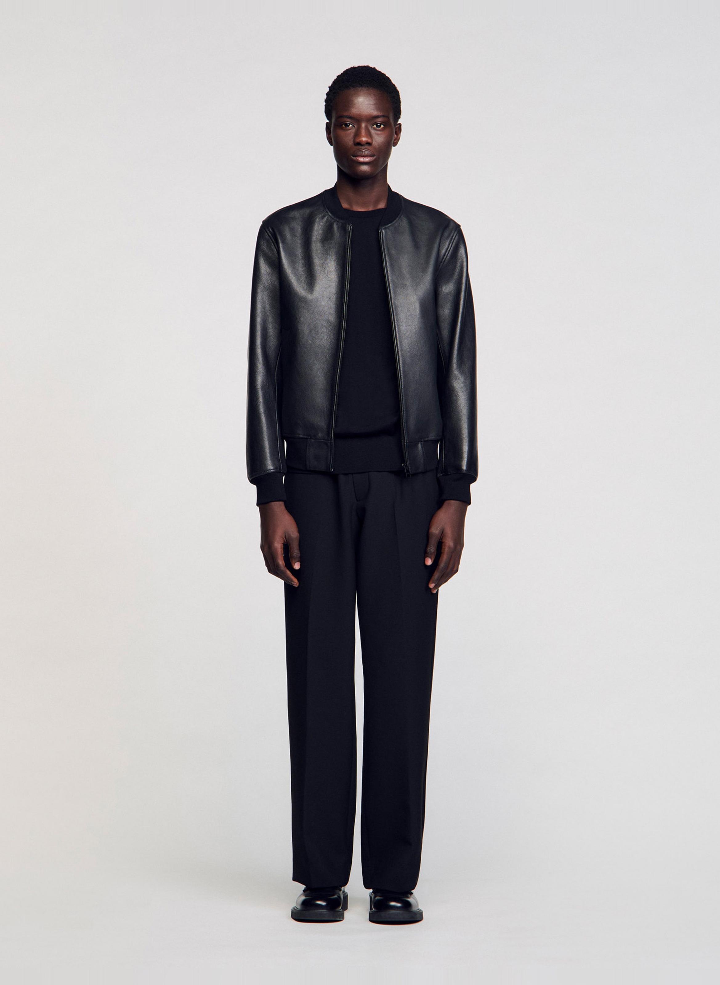 Blouson droit en cuir SANDRO Noir