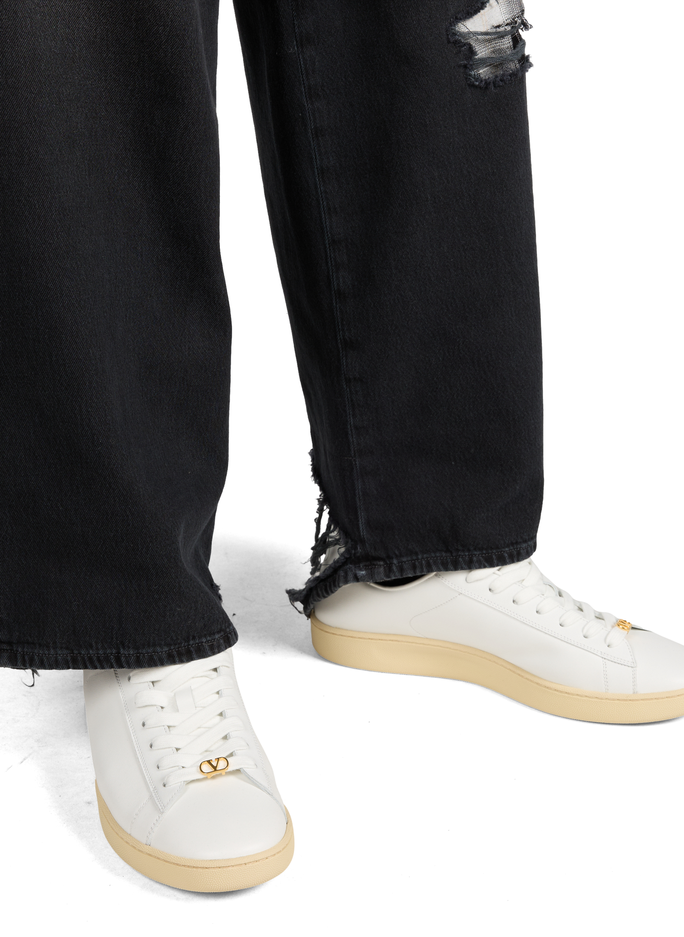 Plain leather sneakers VALENTINO White