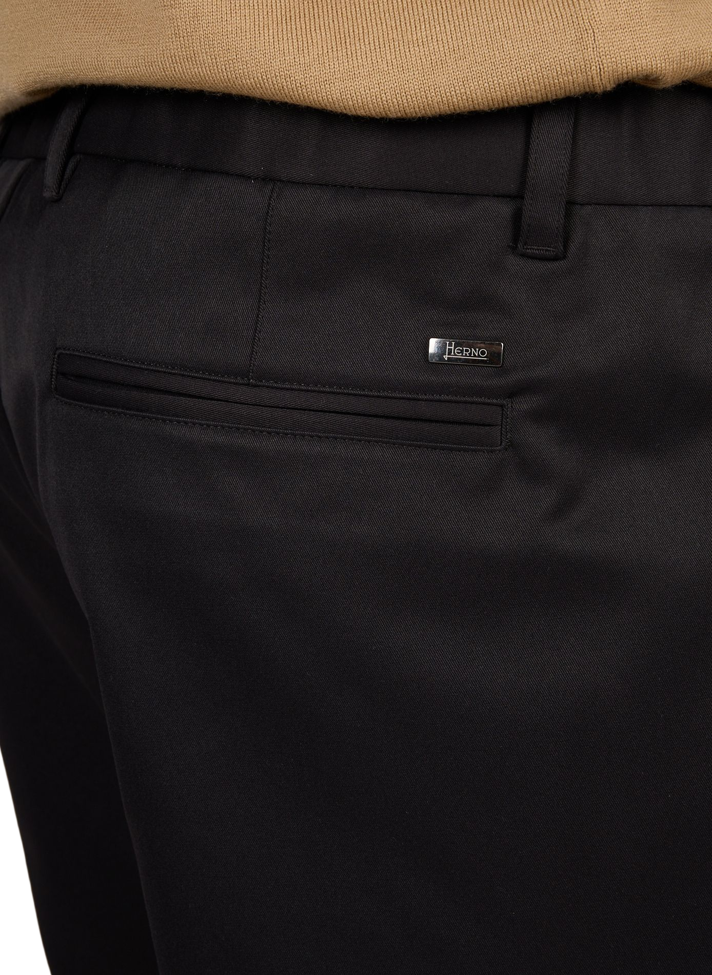 Pantaloni dritti HERNO Nero