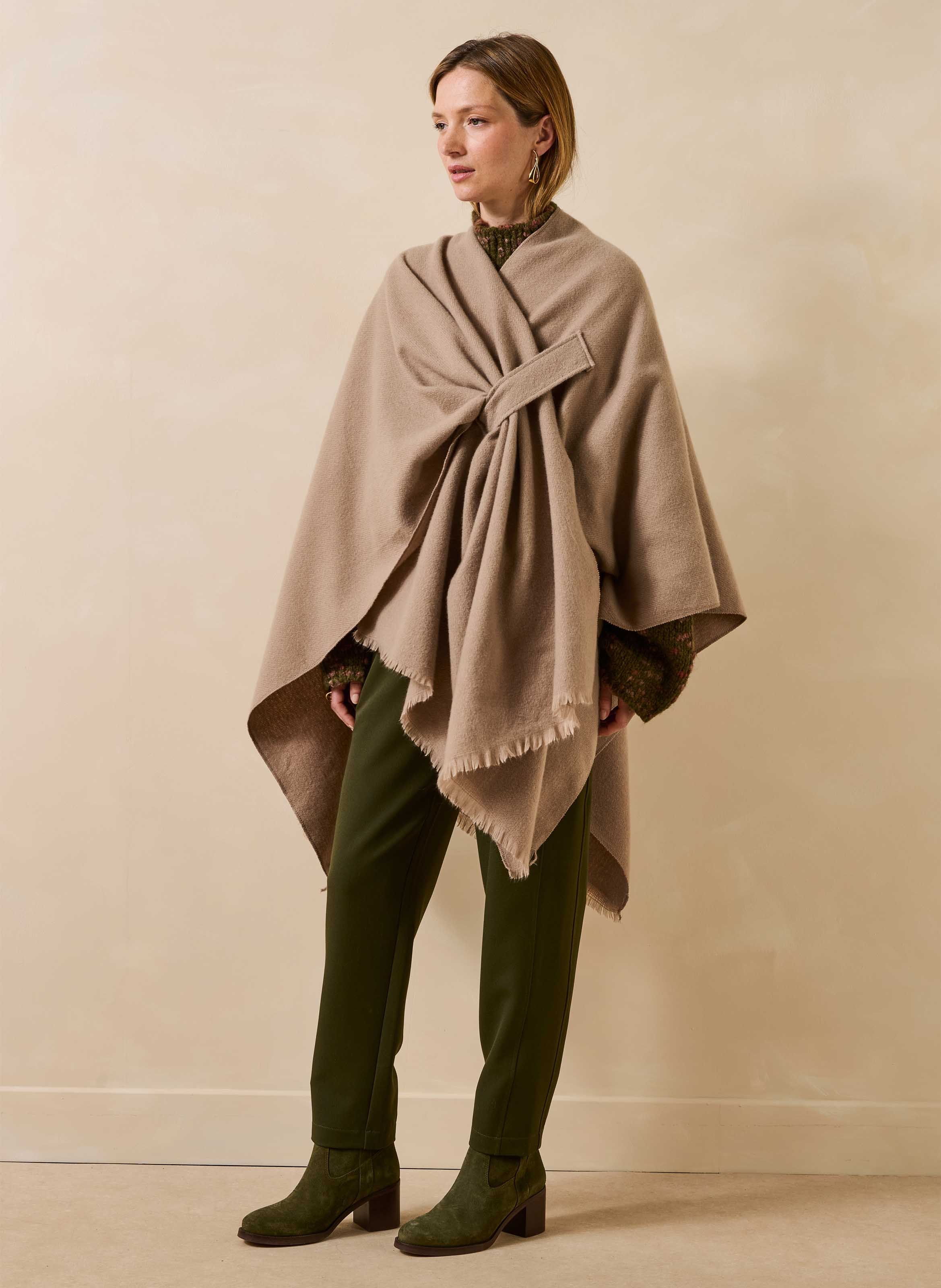Ruime poncho met franjes LA FEE MARABOUTEE Bruin
