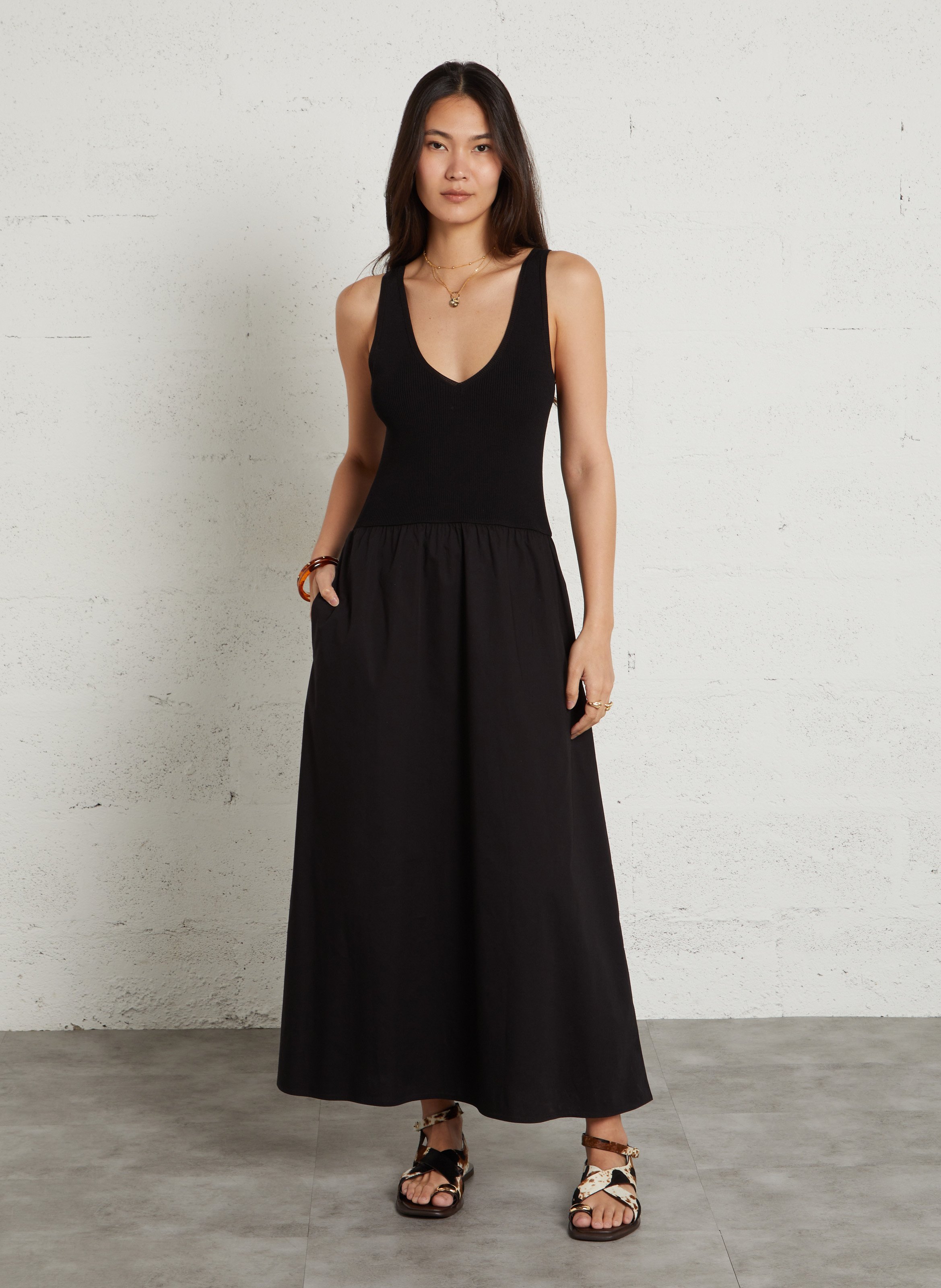 Robe longue col v bys MAISON 123 Noir