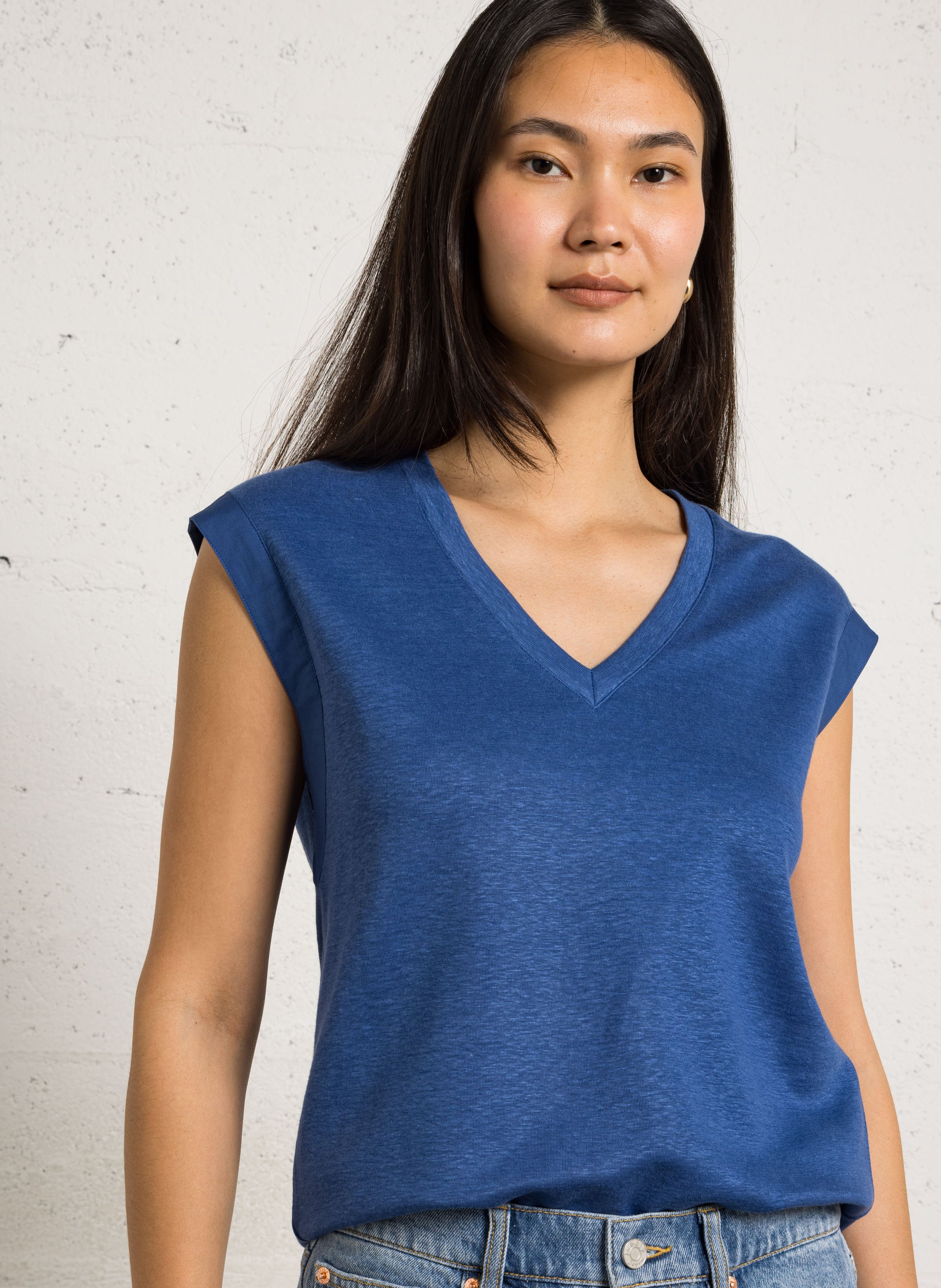 Tee-shirt col v en lin mélangé lyna MAISON 123 Bleu