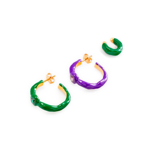 Boucles d'oreille en émail et cristaux multicolores