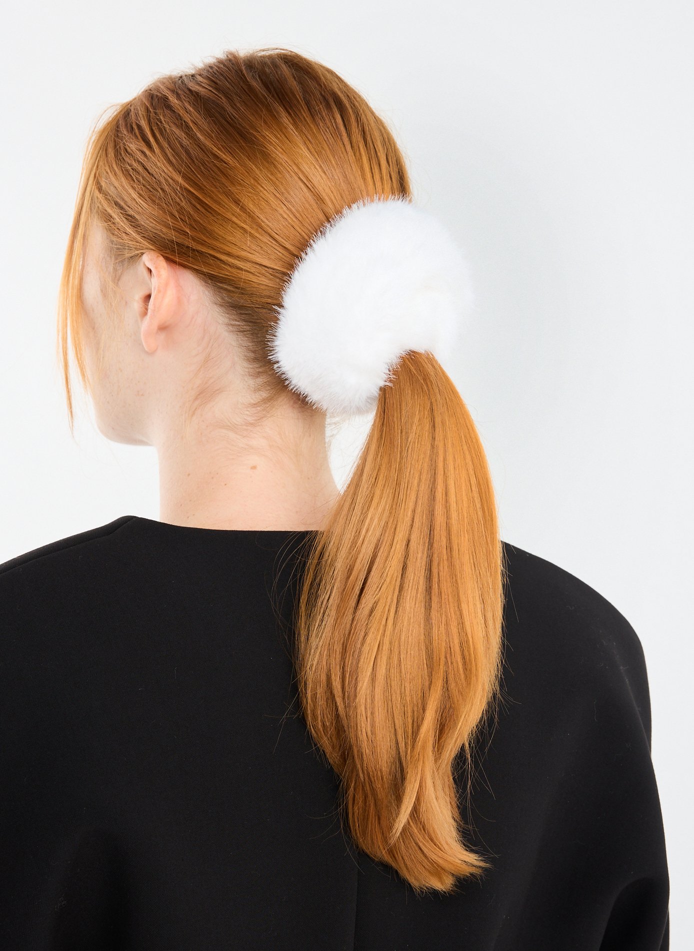 Fluffy scrunchie AU PRINTEMPS PARIS White