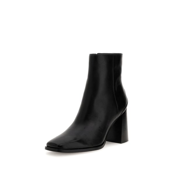 Bottines à talon biseauté