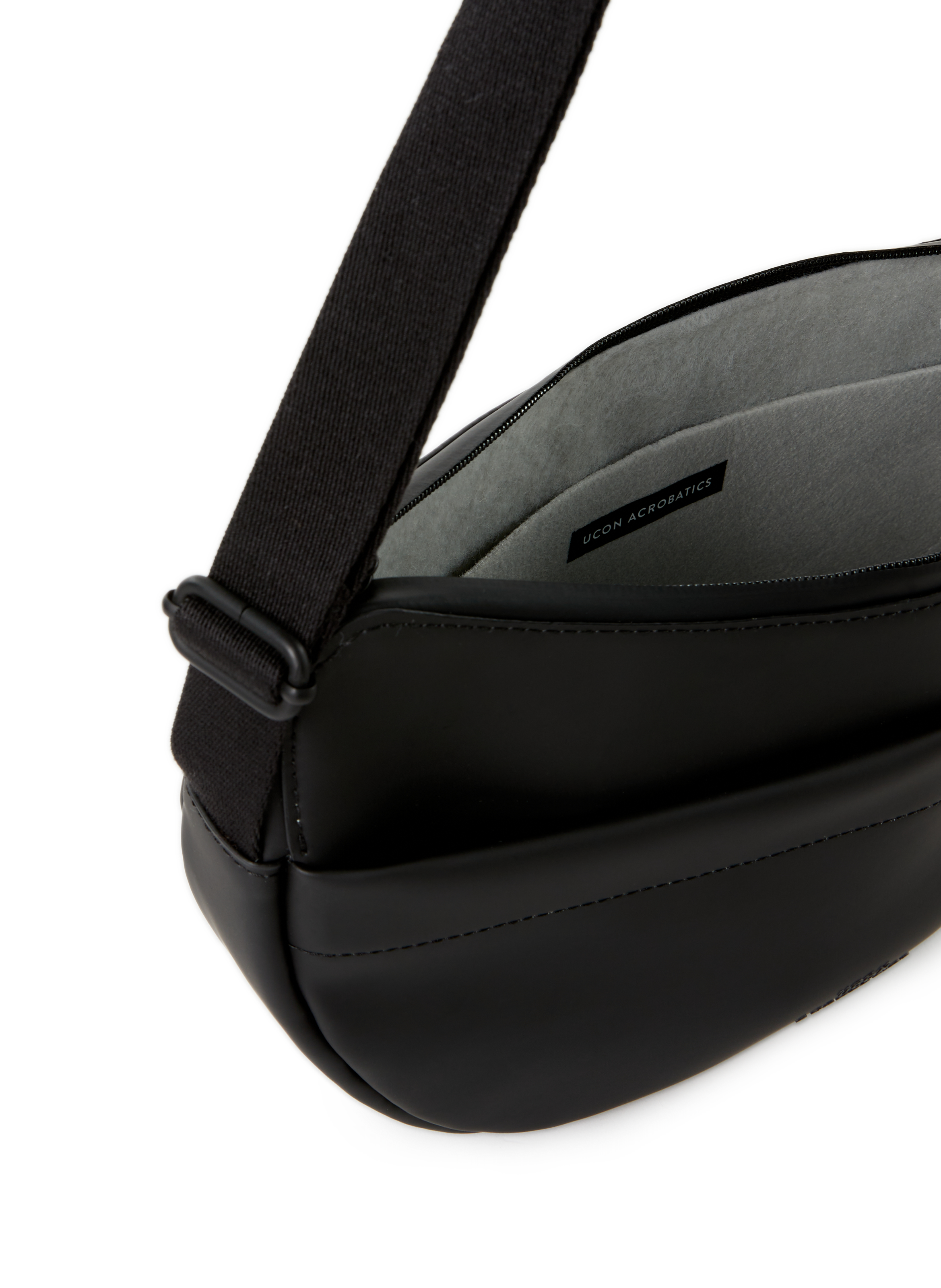 Alva medium shoulder bag UCON ACROBATICS Black