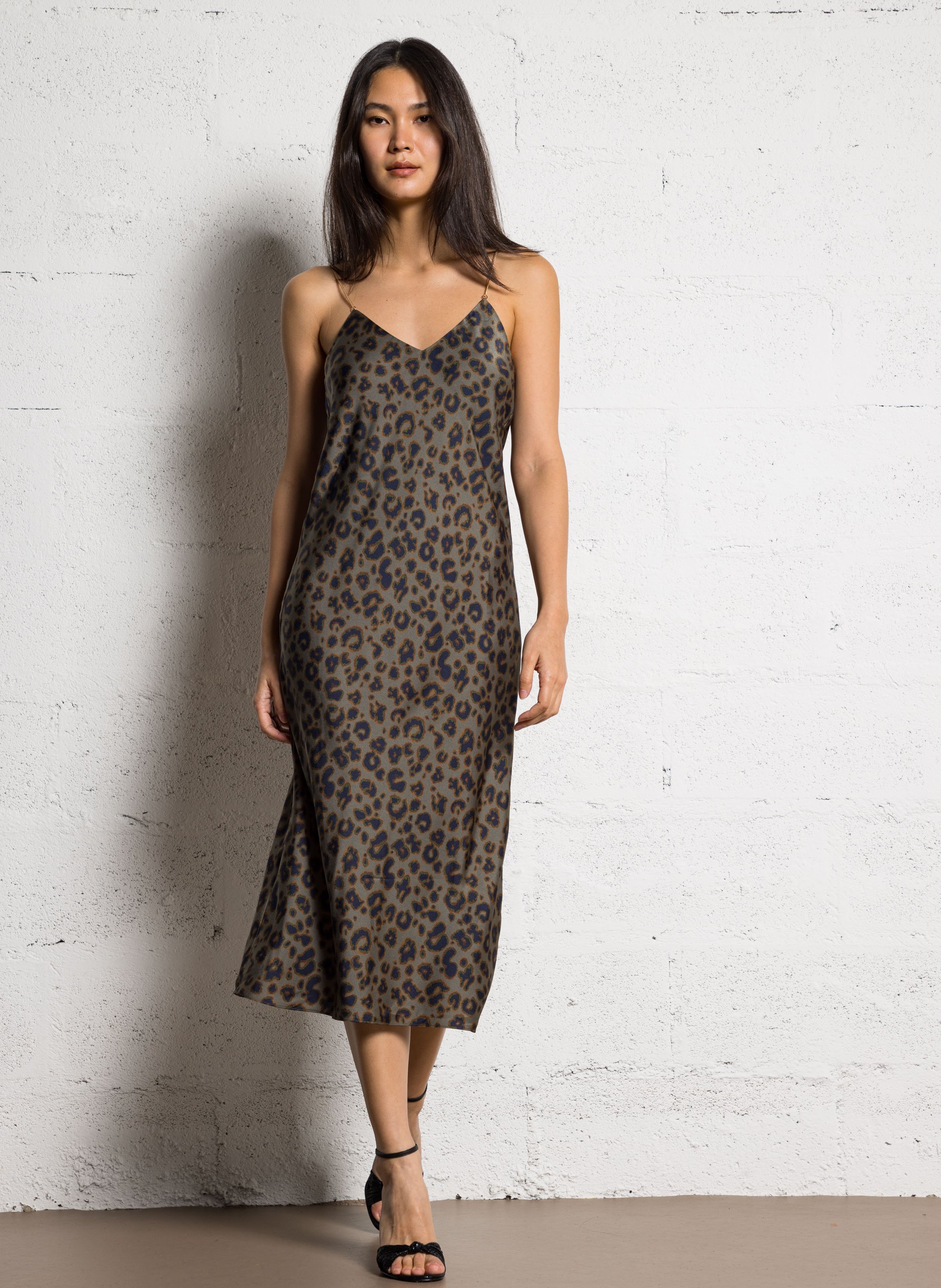 Robe longue ajustée encolure v biara BA&SH Kaki