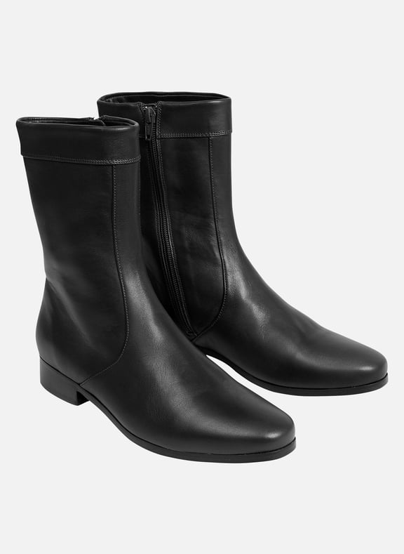 Bottines plates en cuir lisse ecaille Noir by SOEUR SOEUR Bottines plates en cuir lisse ecaille Noir