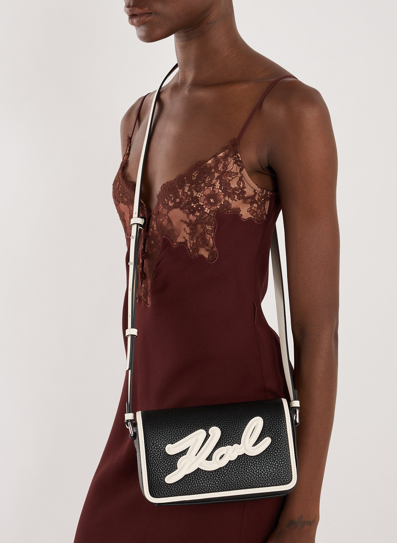 Sac à bandoulière  KARL LAGERFELD Noir