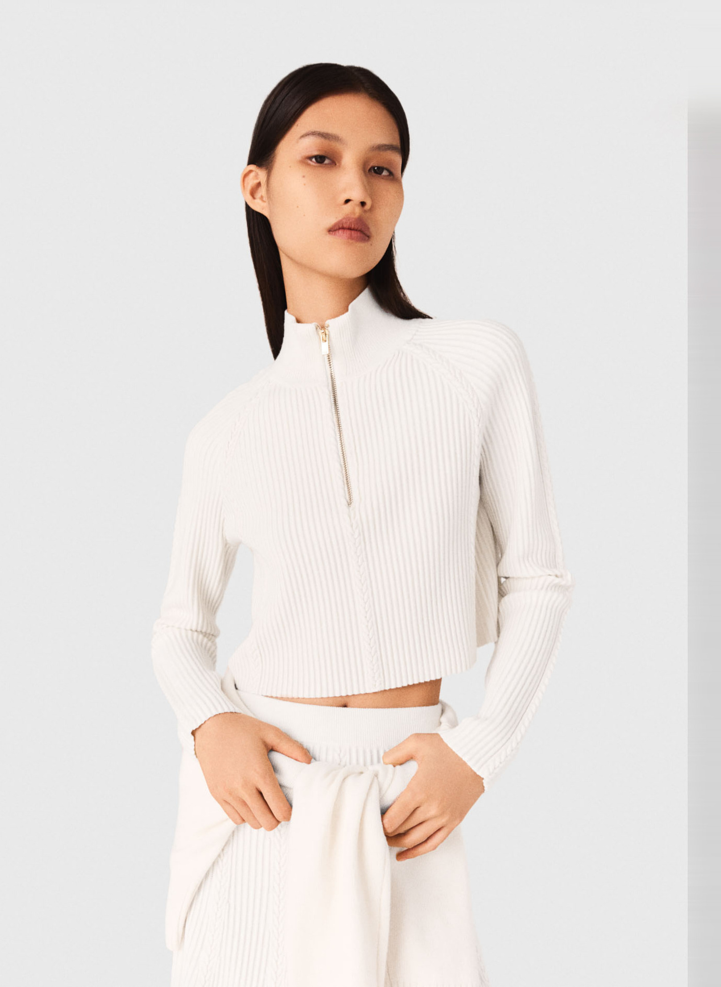 Pull droit col montant en maille MAJE Beige