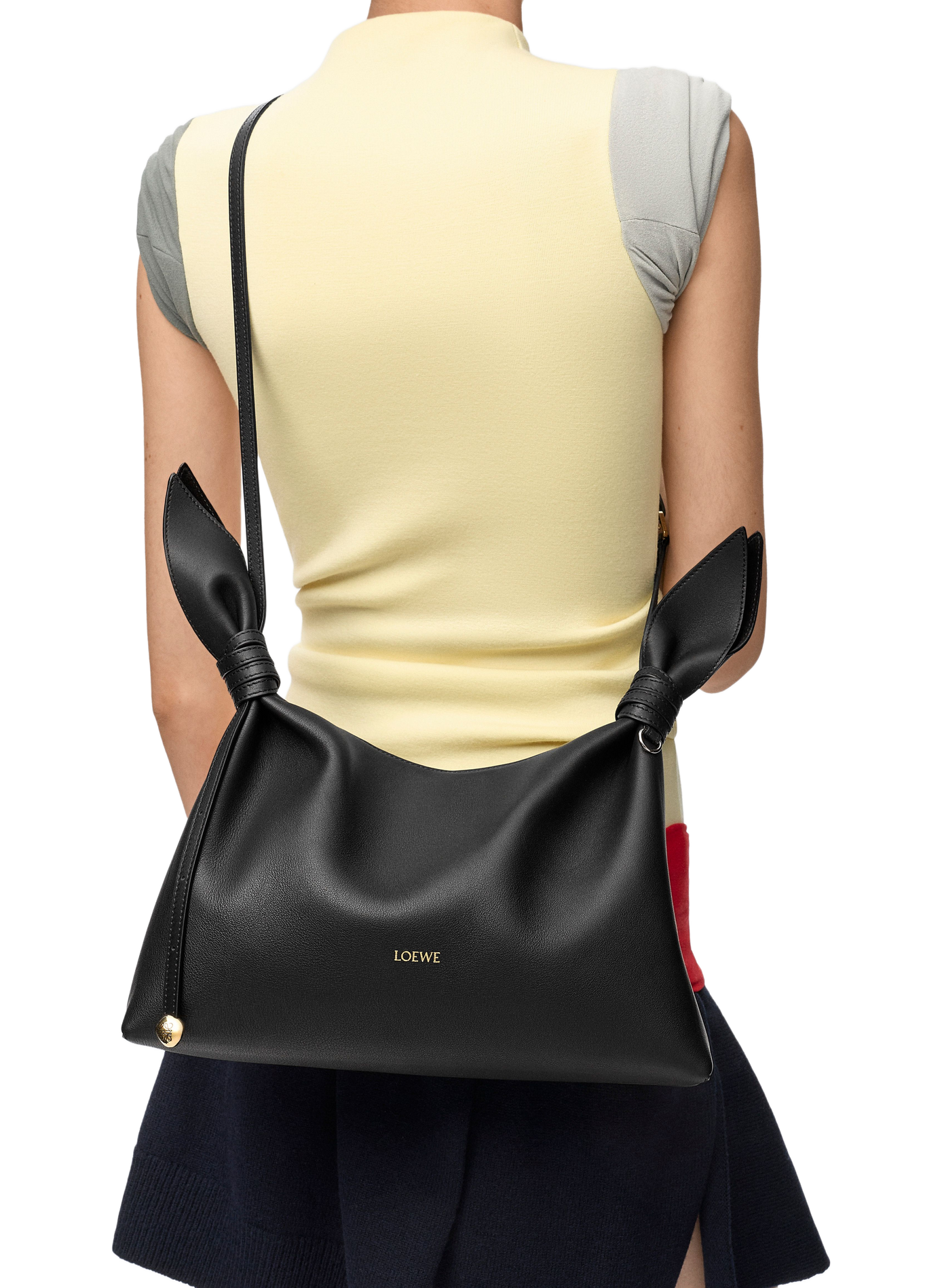 Sac Scarf moyen en cuir de veau lisse LOEWE Beige
