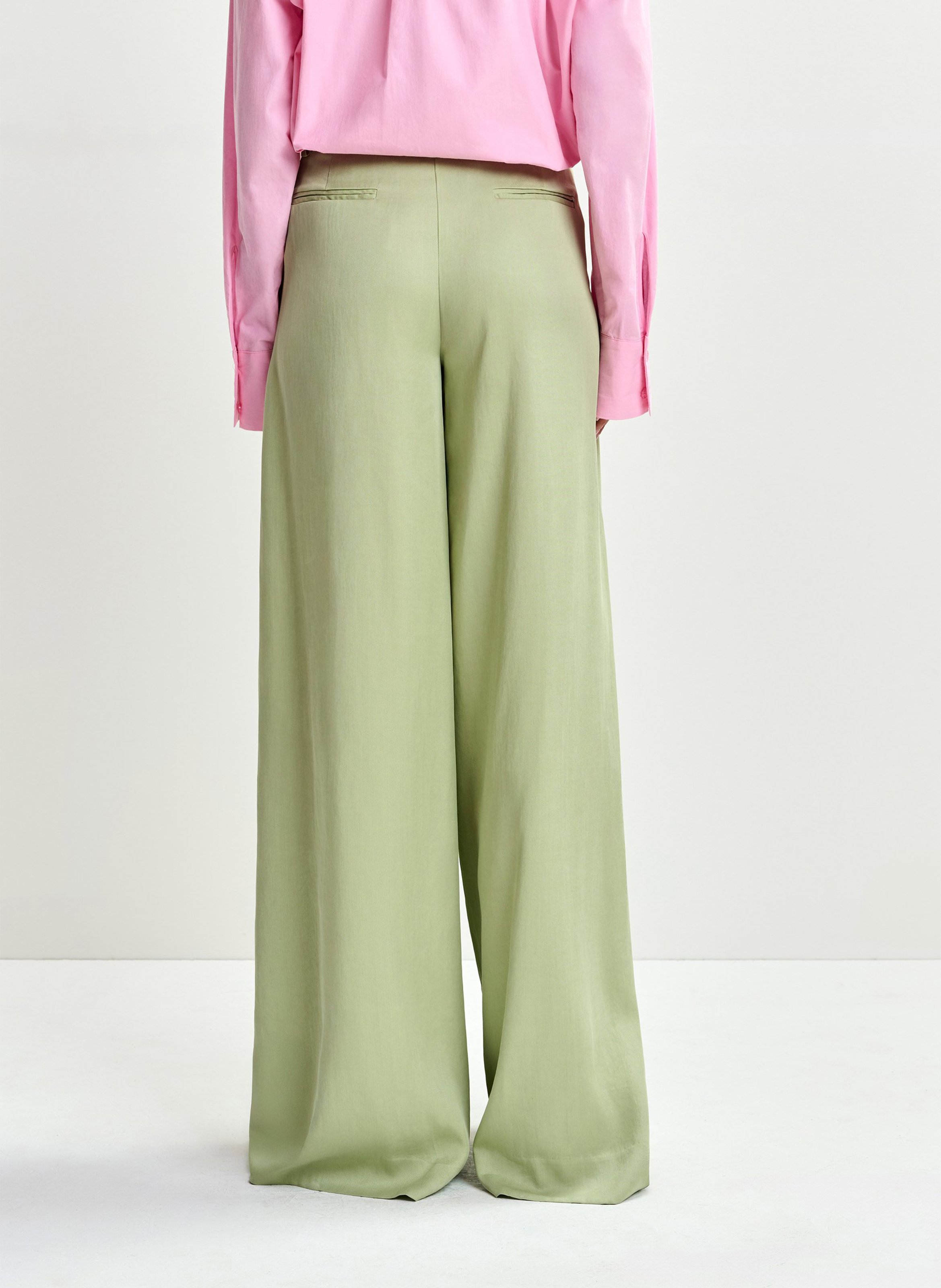 Pantalon large justicia ESSENTIEL ANTWERP Vert